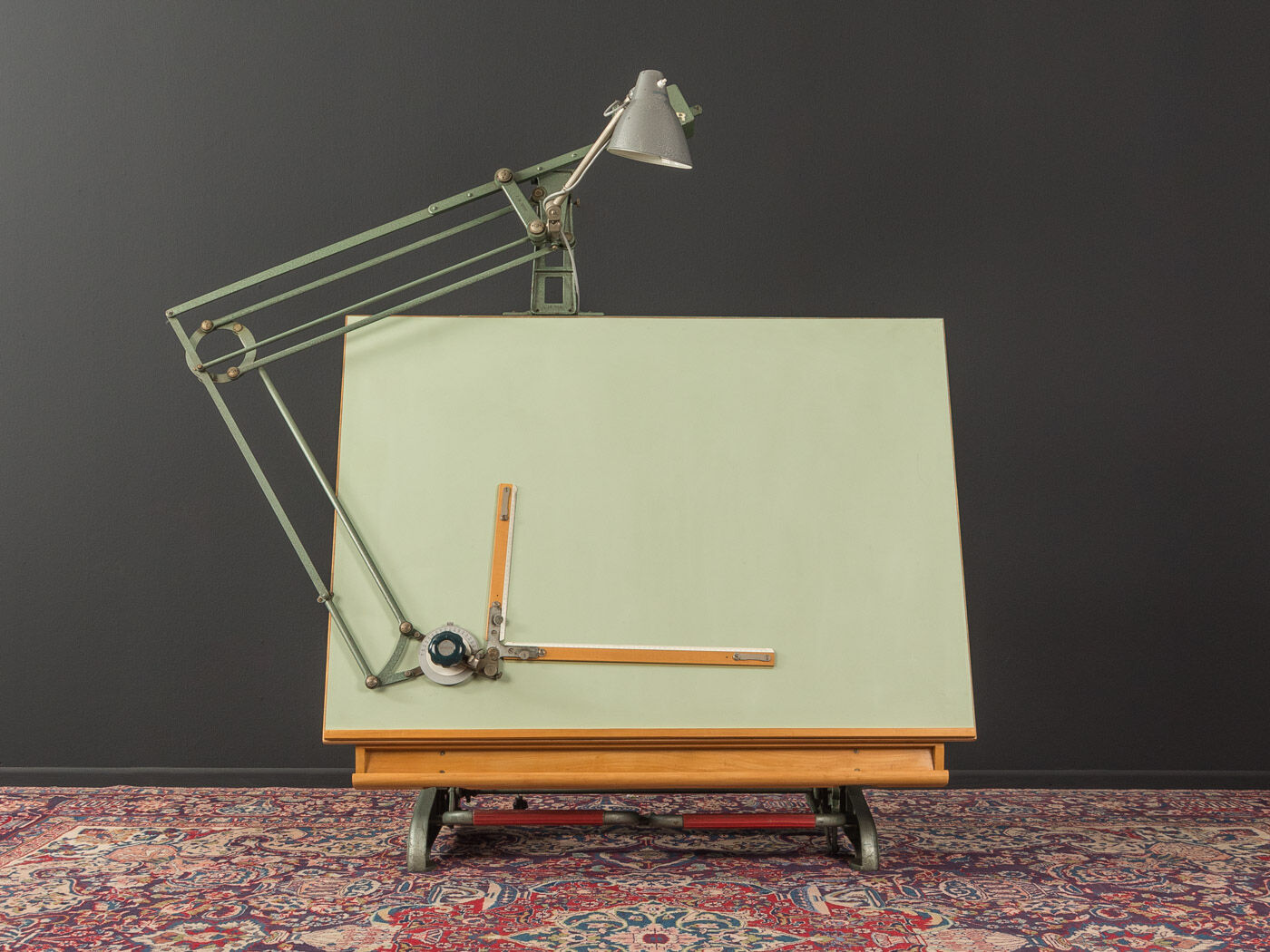 Table à dessin des années 1950, nestler