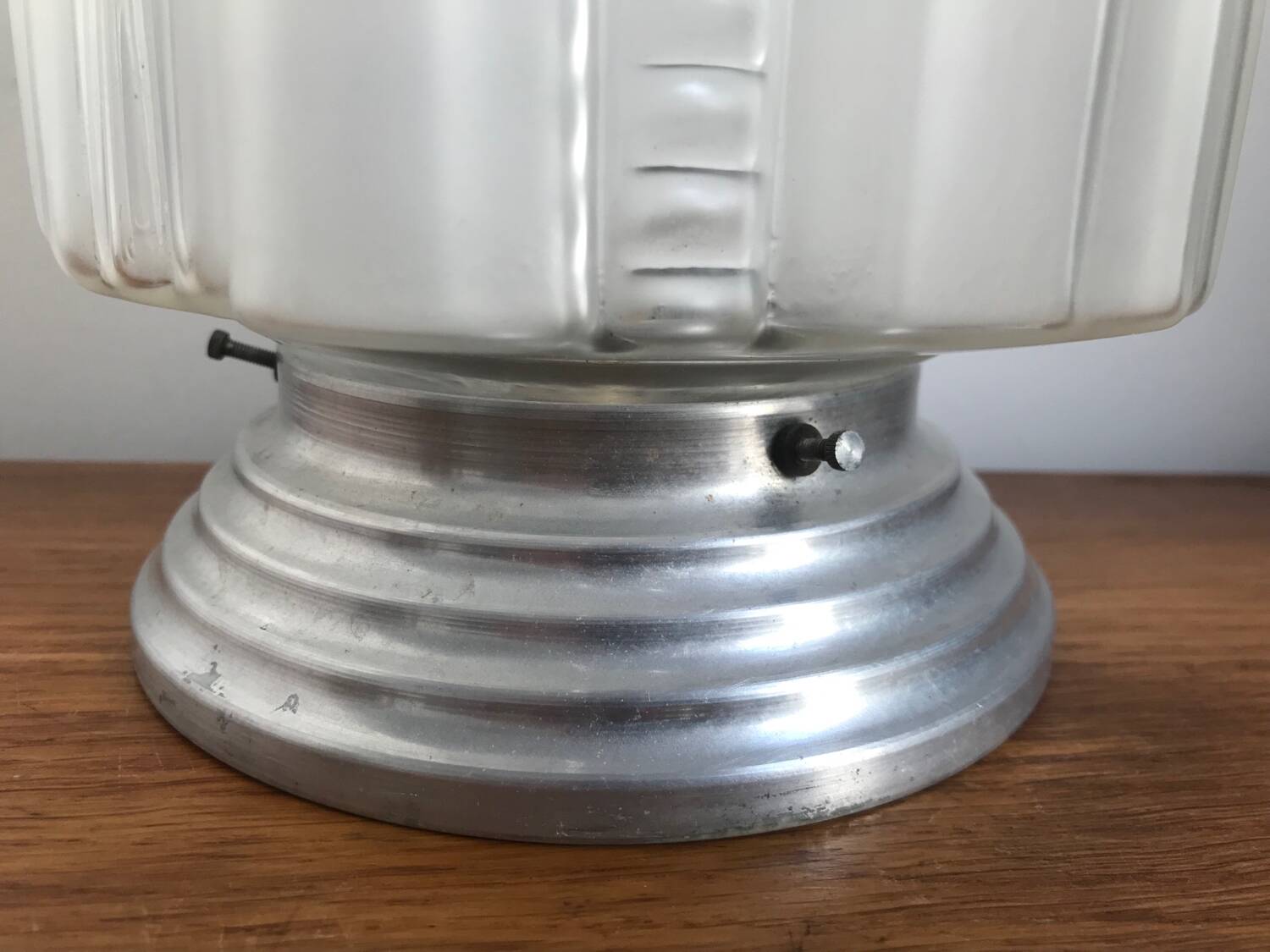 Clear Art Deco Globe Skyscraper
