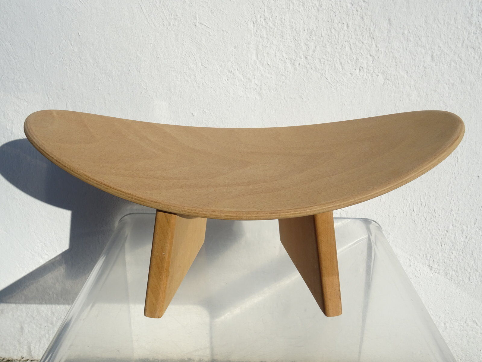 Shoggi stool by Alain Gaubert