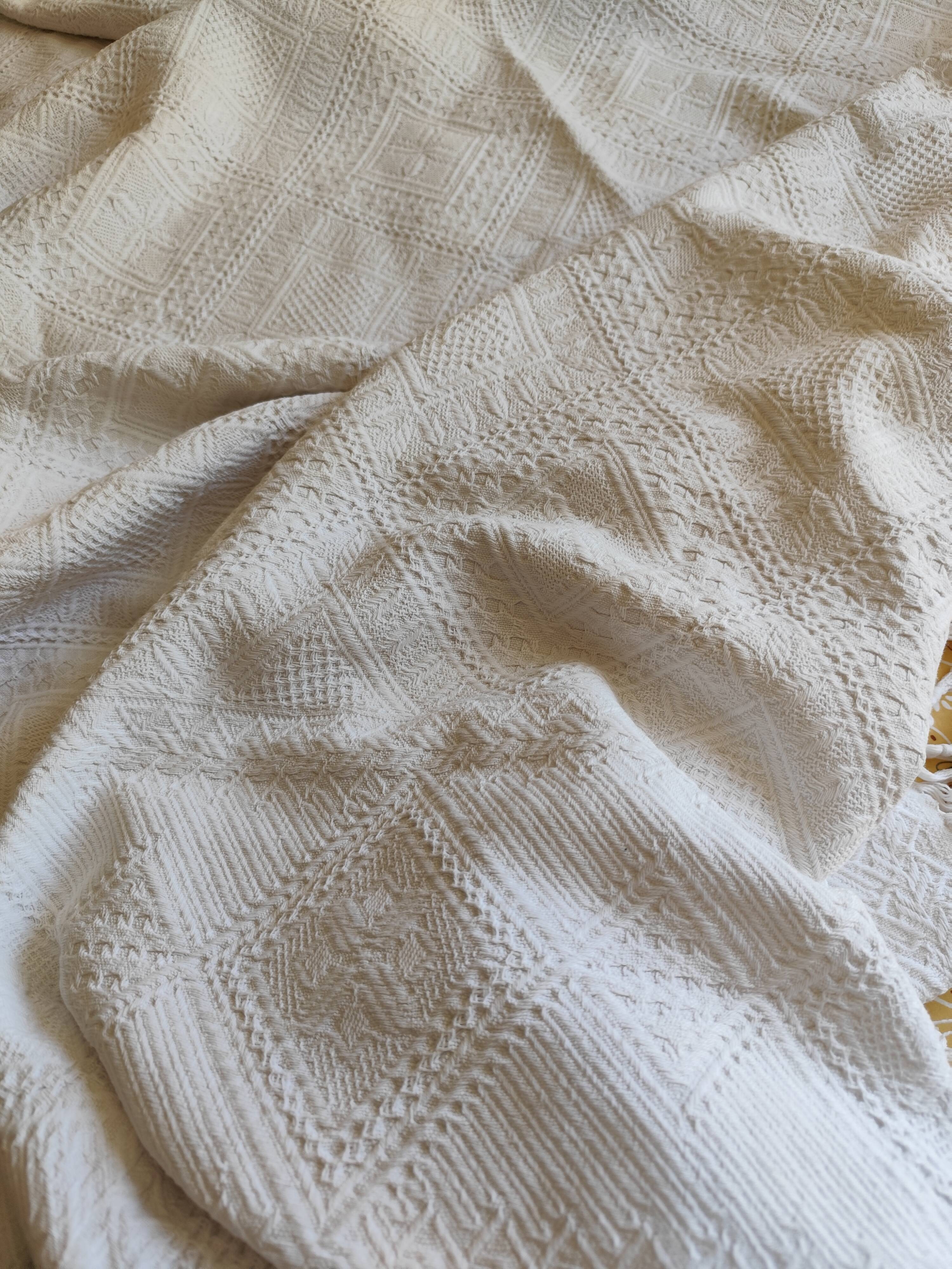 White cotton bedspread, vintage woven cotton bed throw.