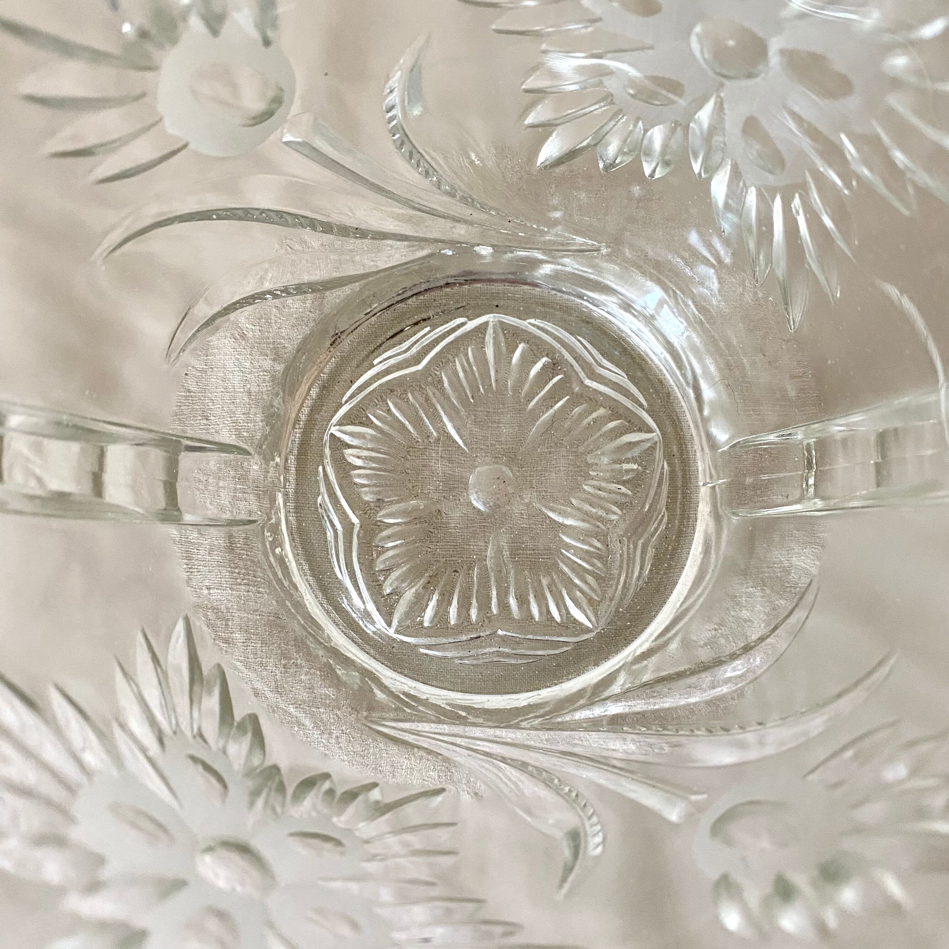 Art Deco chiseled glass ice bucket