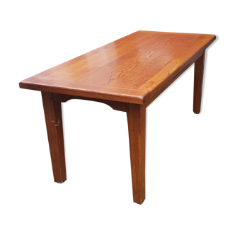 Fully massive farm table