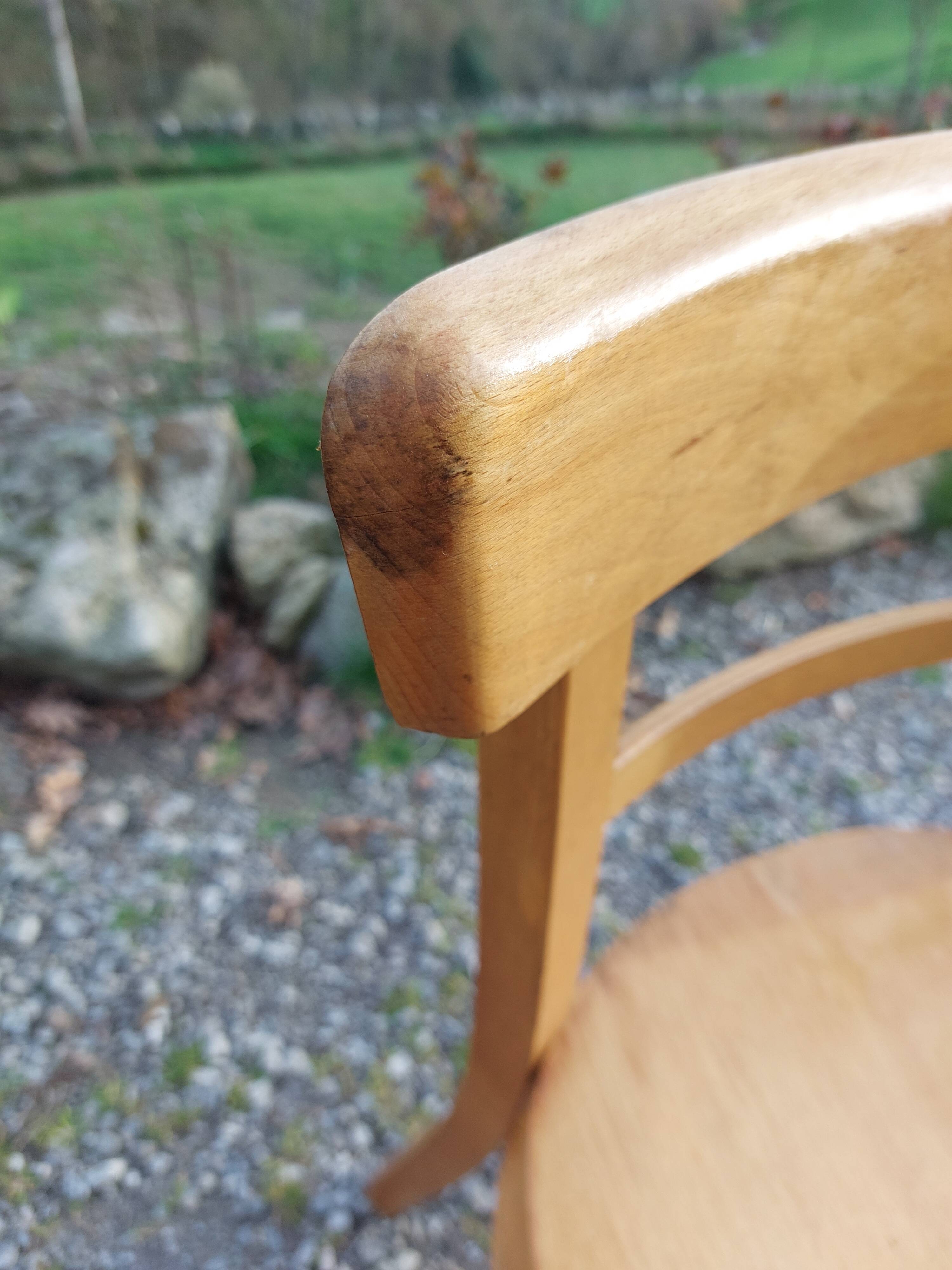 3 bistro chairs, light colour