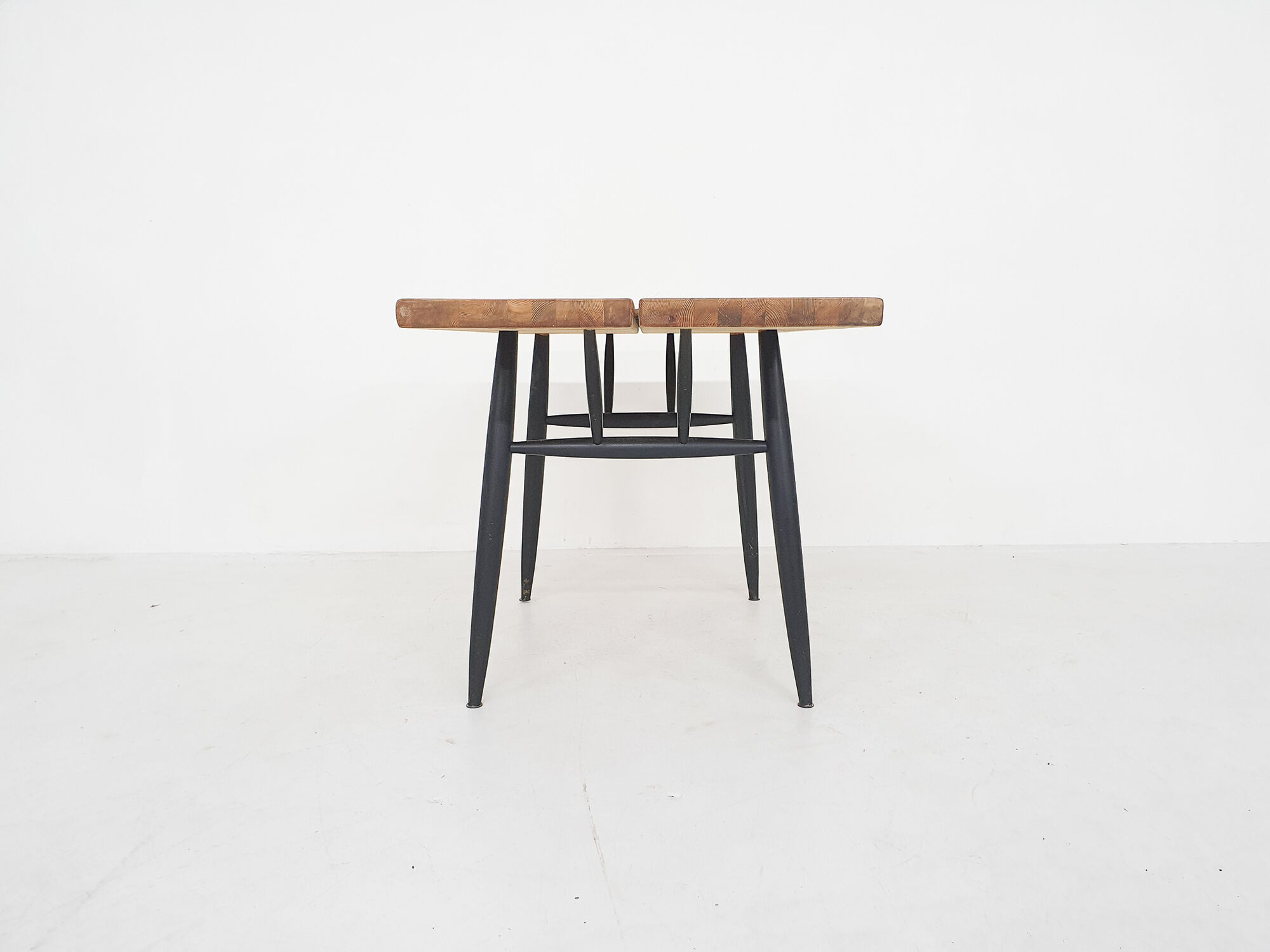 Table à manger Ilmari Tapiovaara Pirkka pour Laukaan Puu Finnland, 1955