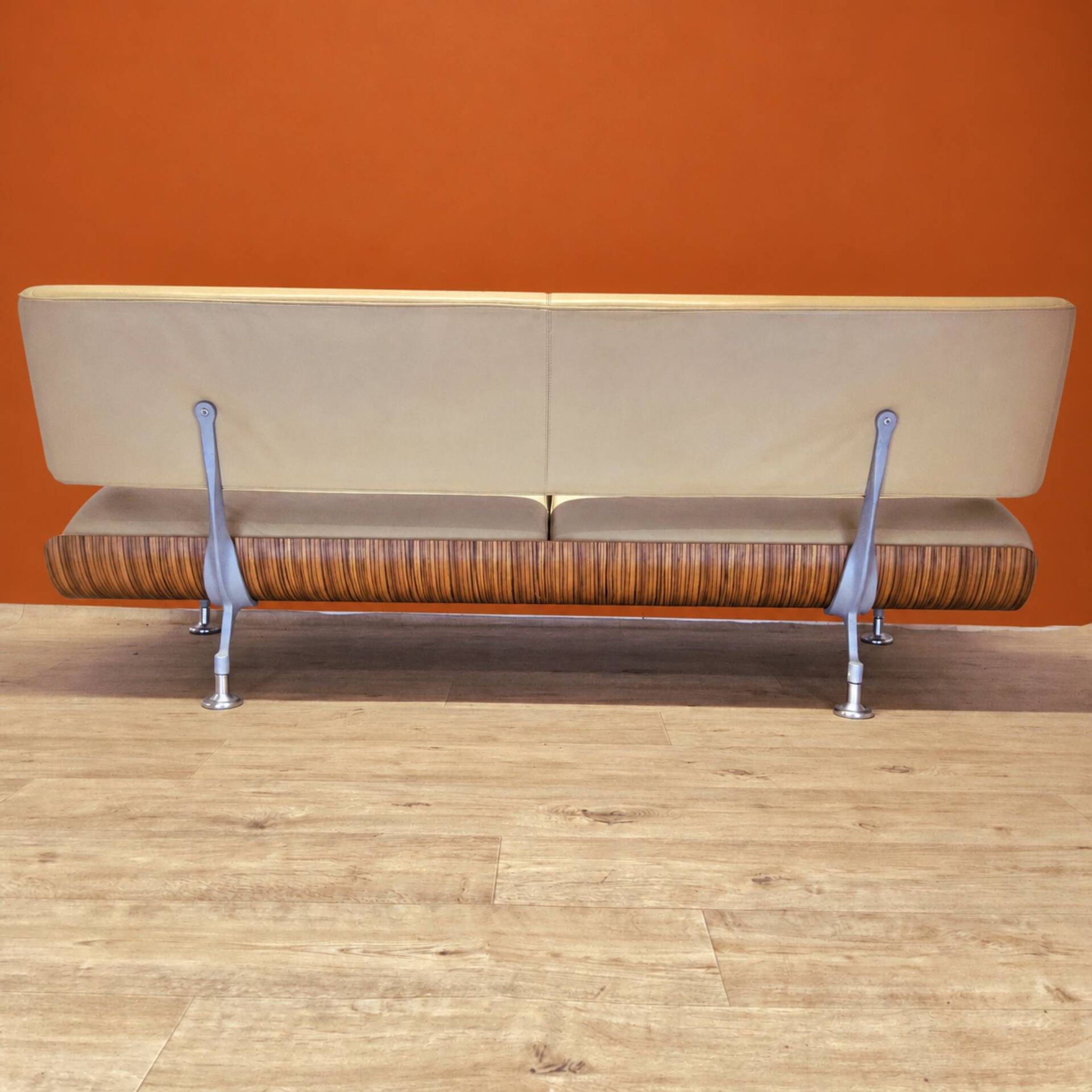 Italian white leather design surfing sofa / Frighetto bench