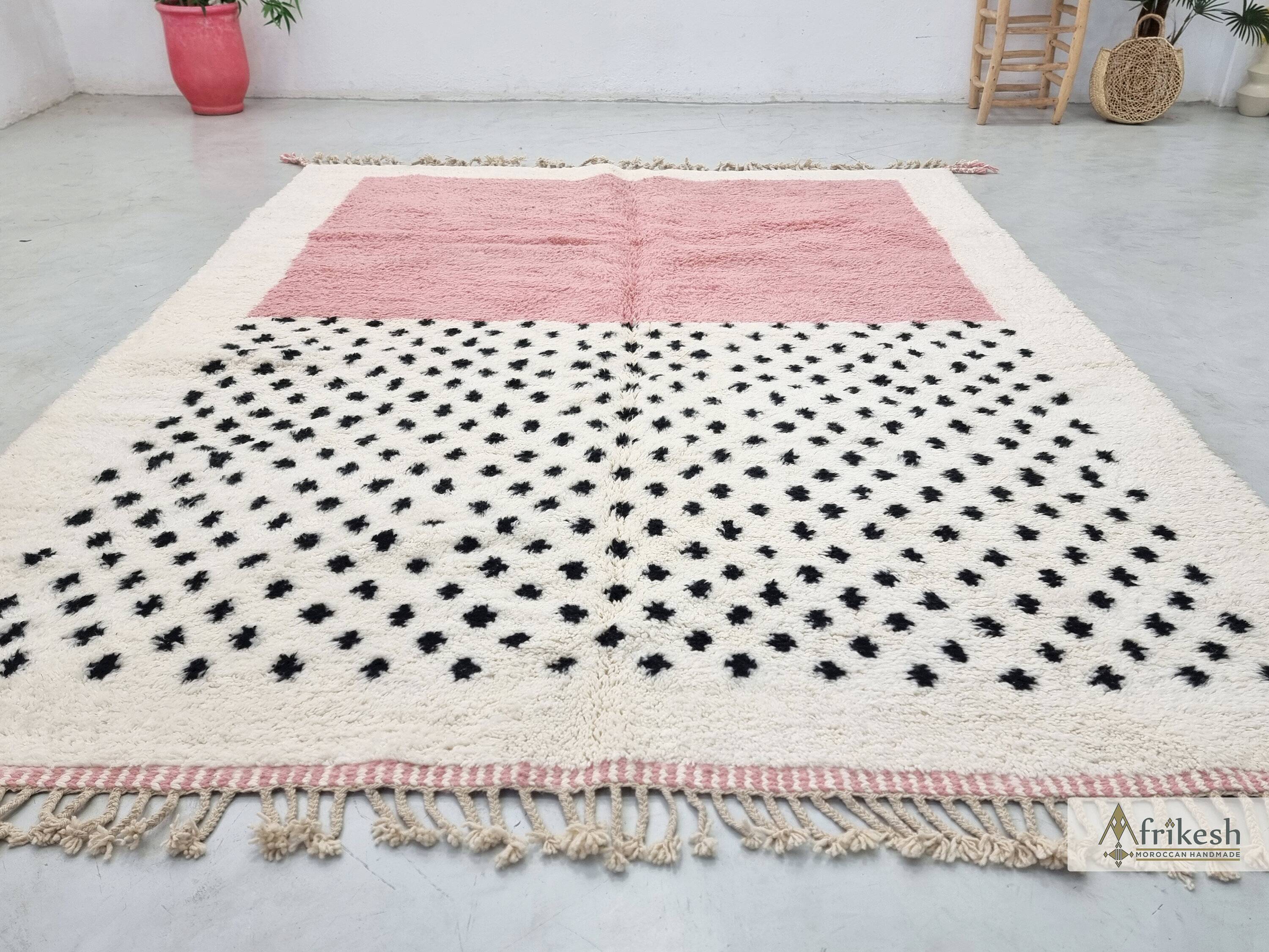 Traditional Berber rug 2.5 x 1.5 m