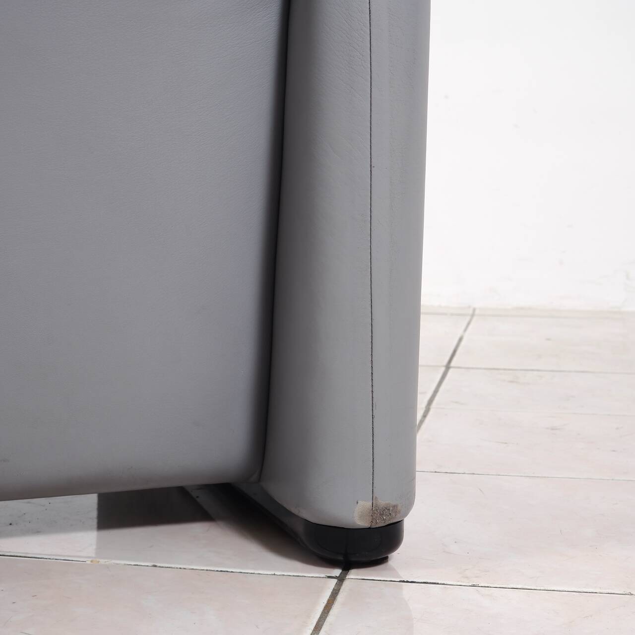 Ensemble de sièges en cuir « Maralunga » de Vico Magistretti pour Cassina