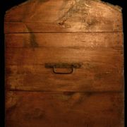 Large antique chest in solid pine and oak