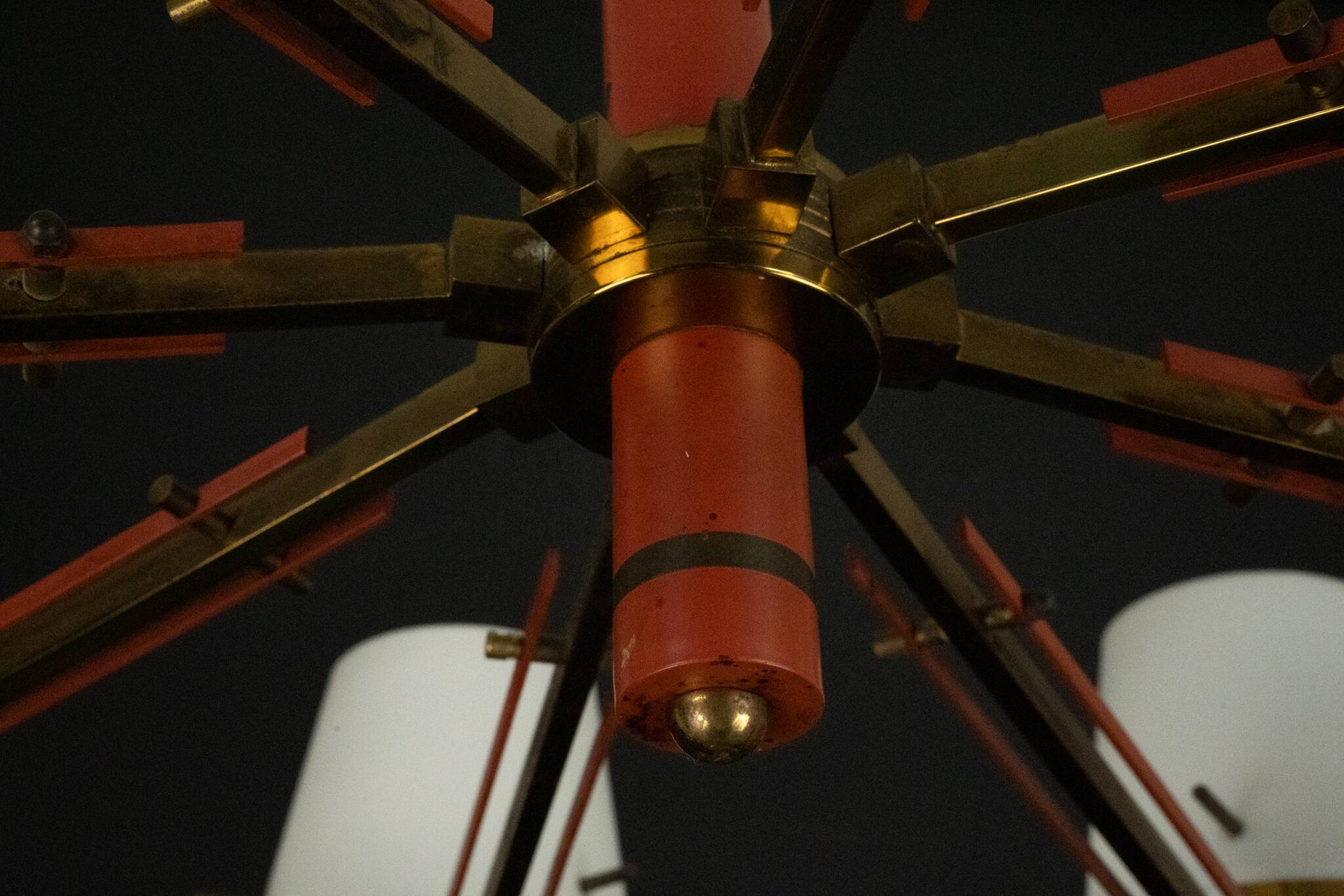 Mid-Century 8 arms Stilnovo chandelier in opaline, brass and red lacquer.