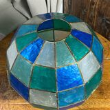 Suspension in coloured mother-of-pearl and brass