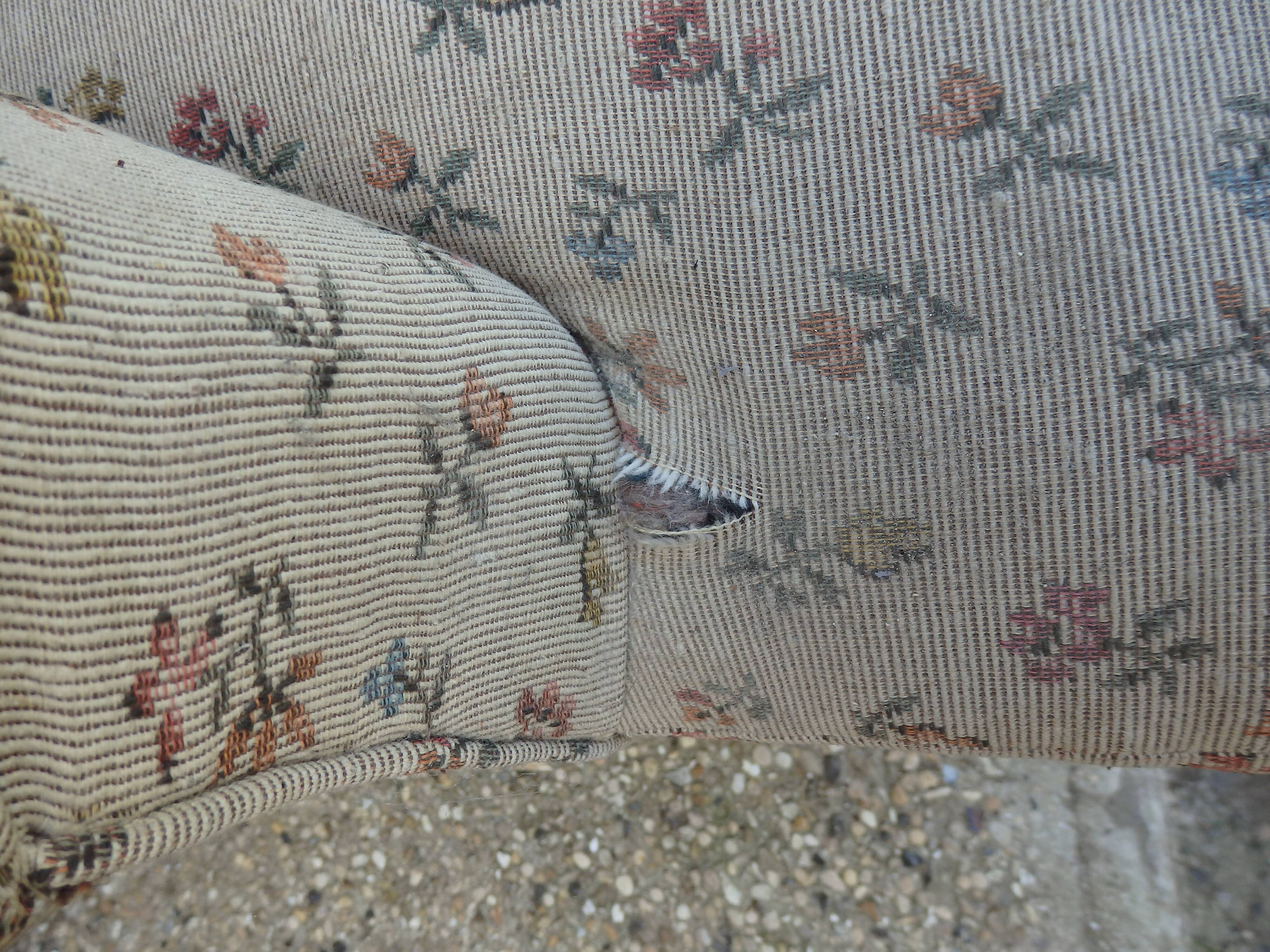 Old Napoleon lll toad armchair  with wheels