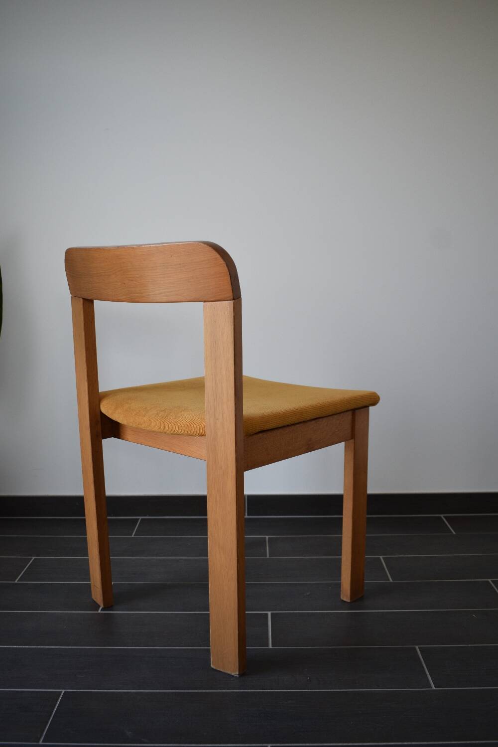 4 70s brutalist style chairs