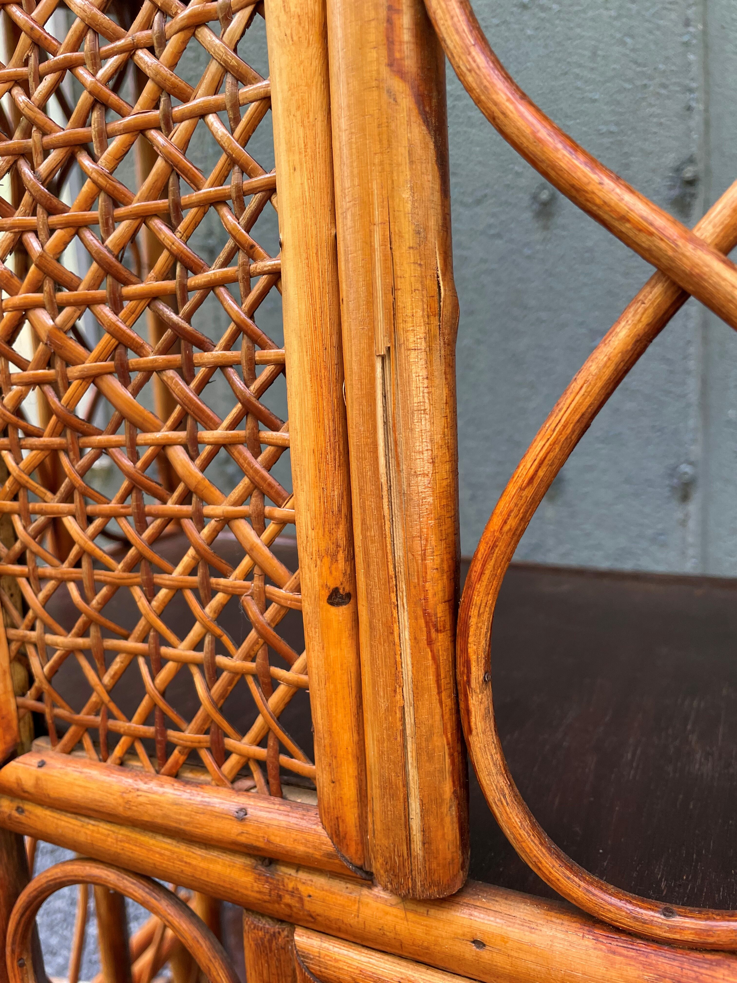 Vintage rattan bar