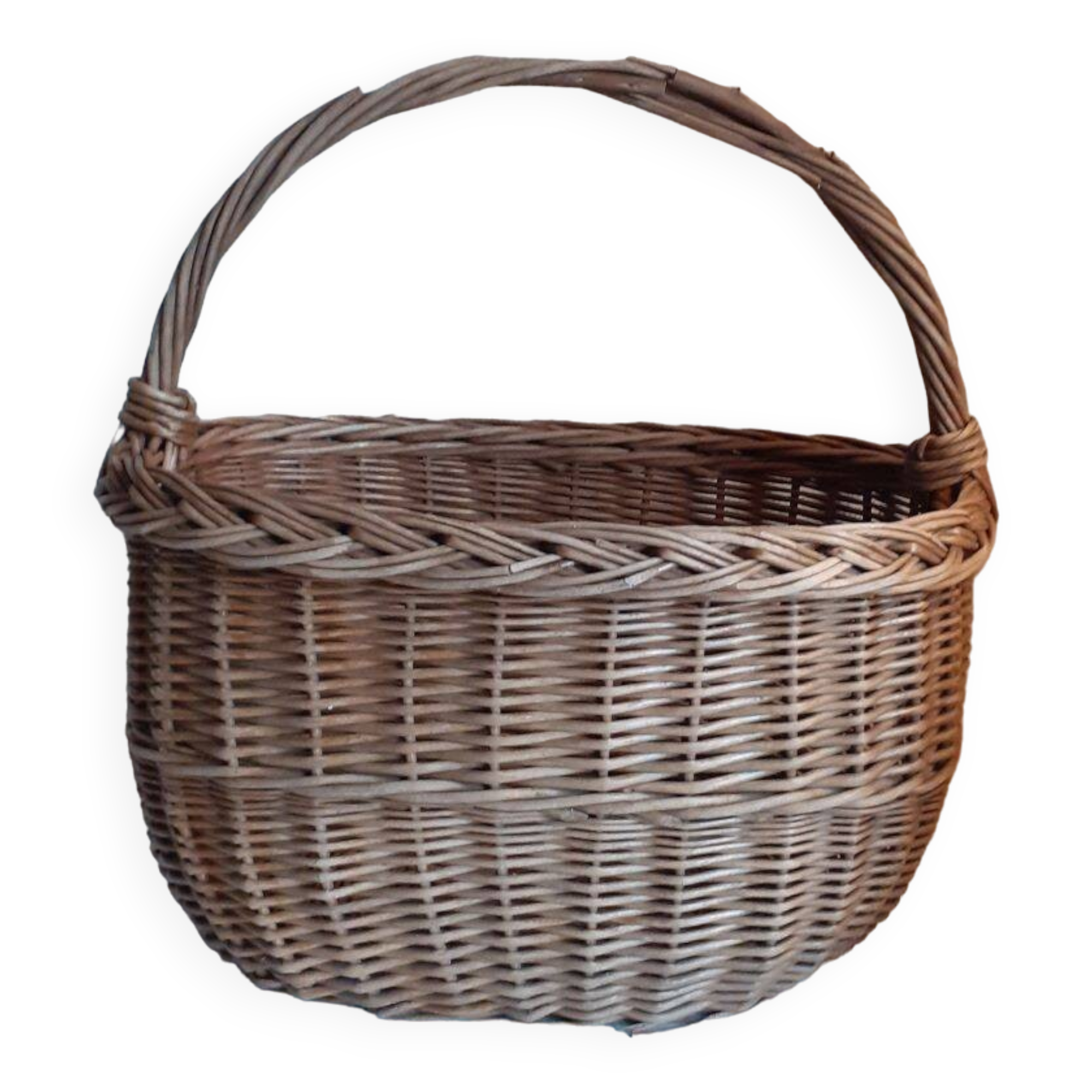 Vintage wicker oval basket