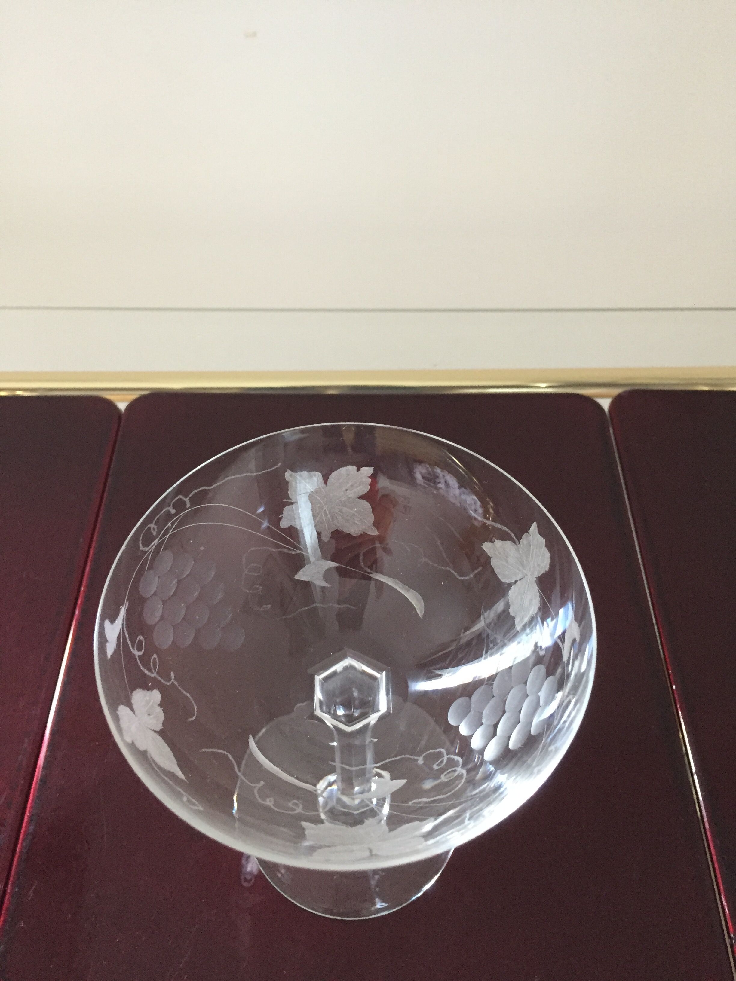 11 cups a champagne in crystal