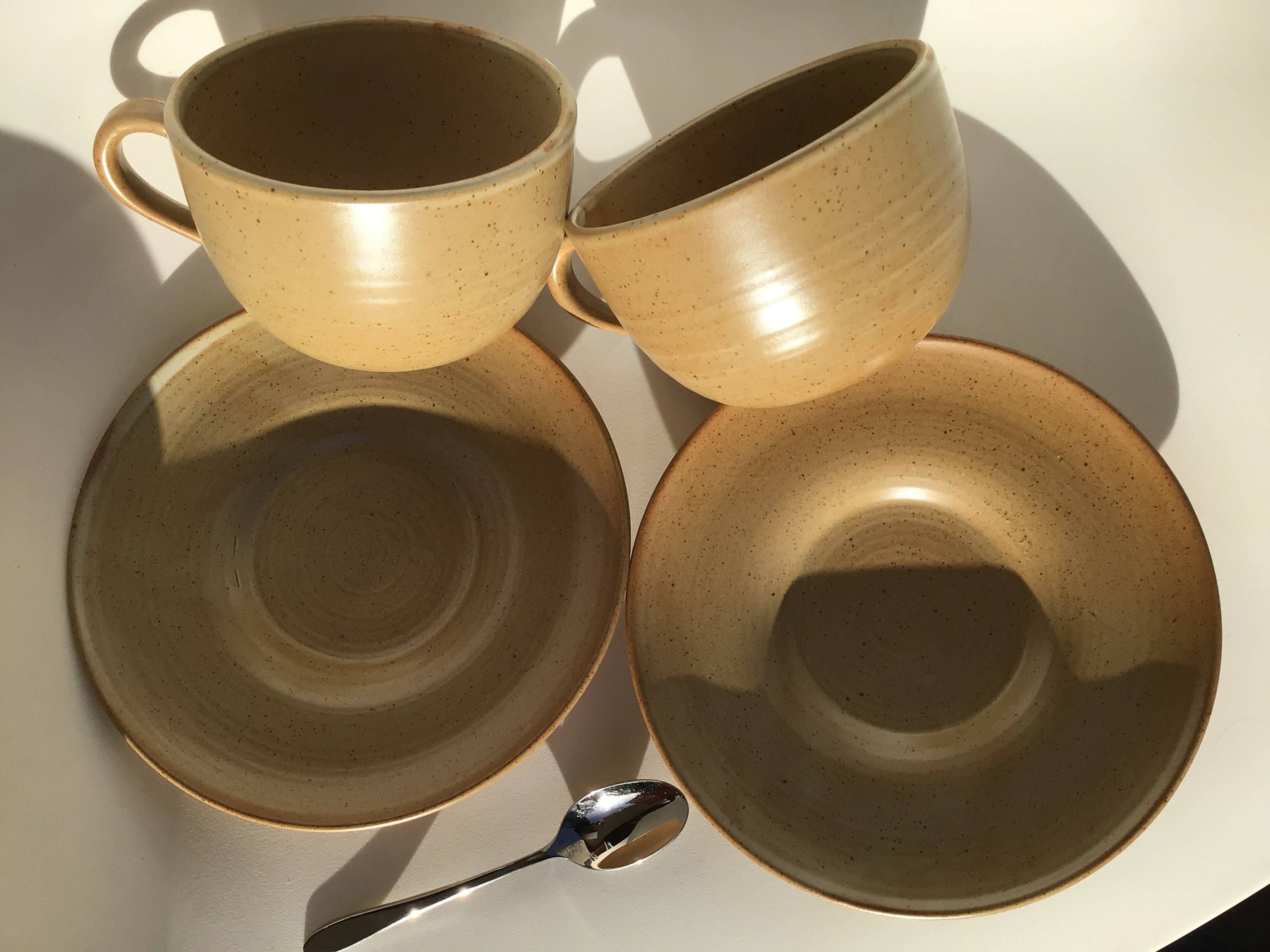 Pair of blond Grès Village lunches