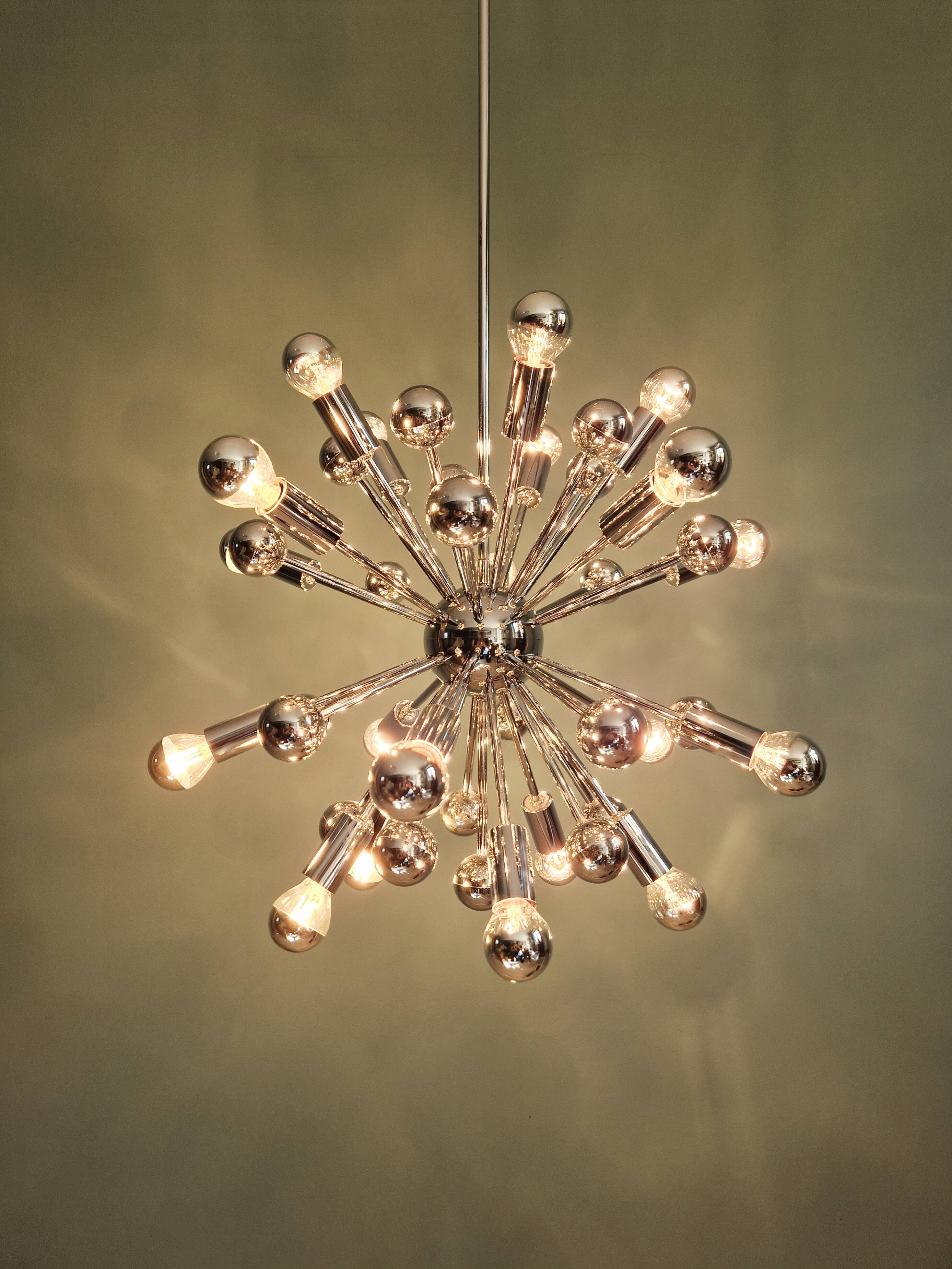 Sputnik chandelier in chrome metal, 20 light points, 70s
