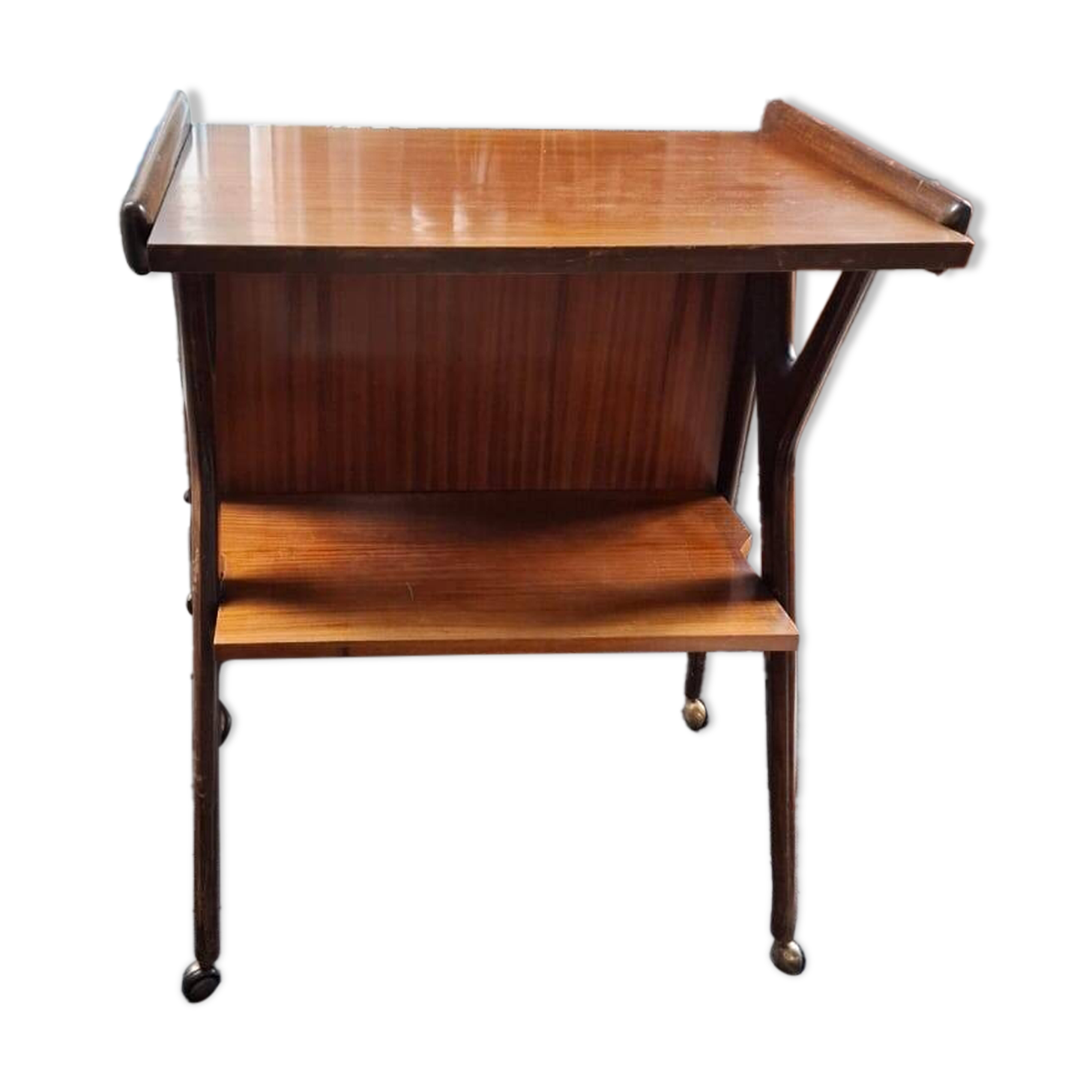 Vinyl furniture + turntable