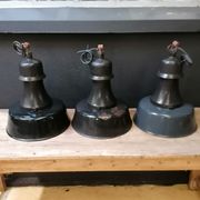 Industrial hanging lamps in enamelled metal, 50