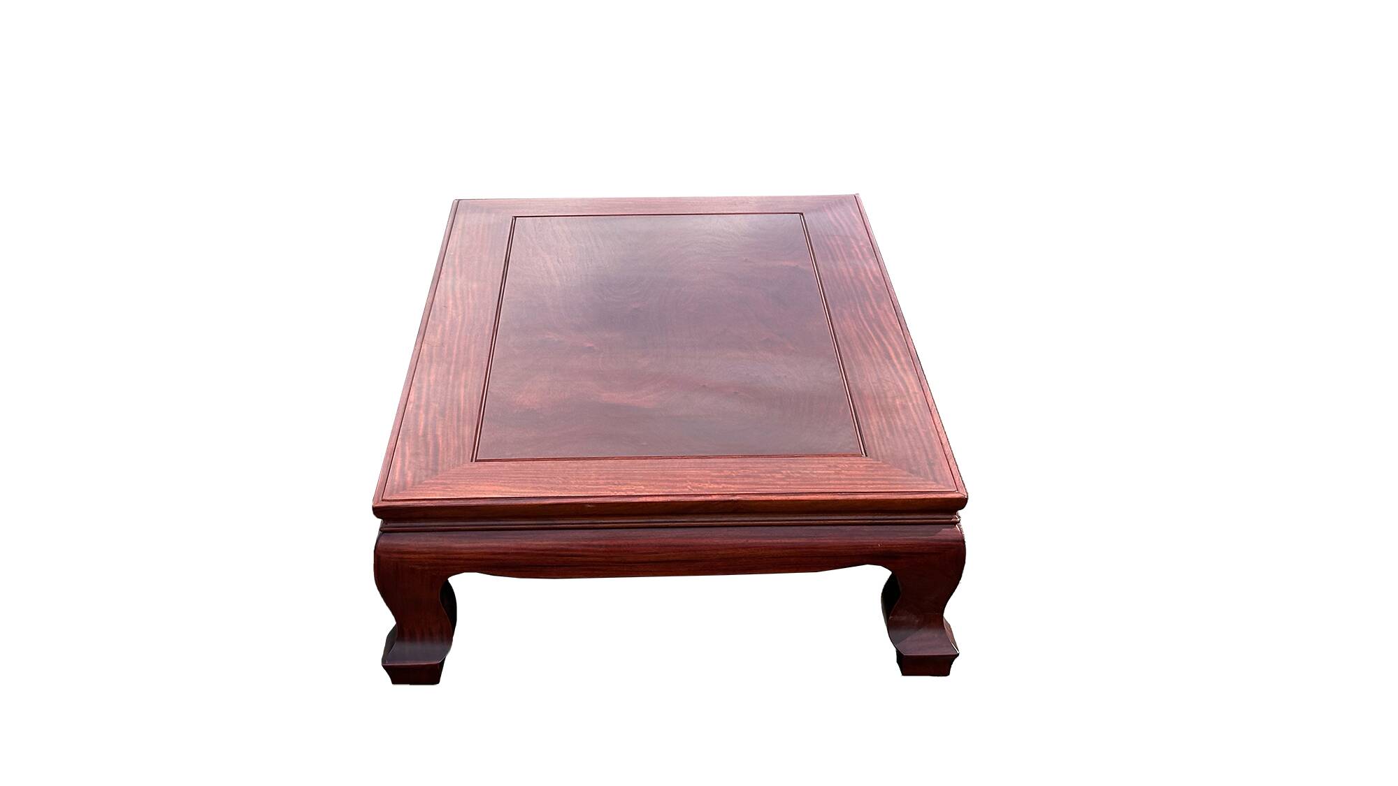 table in natural varnished quince wood