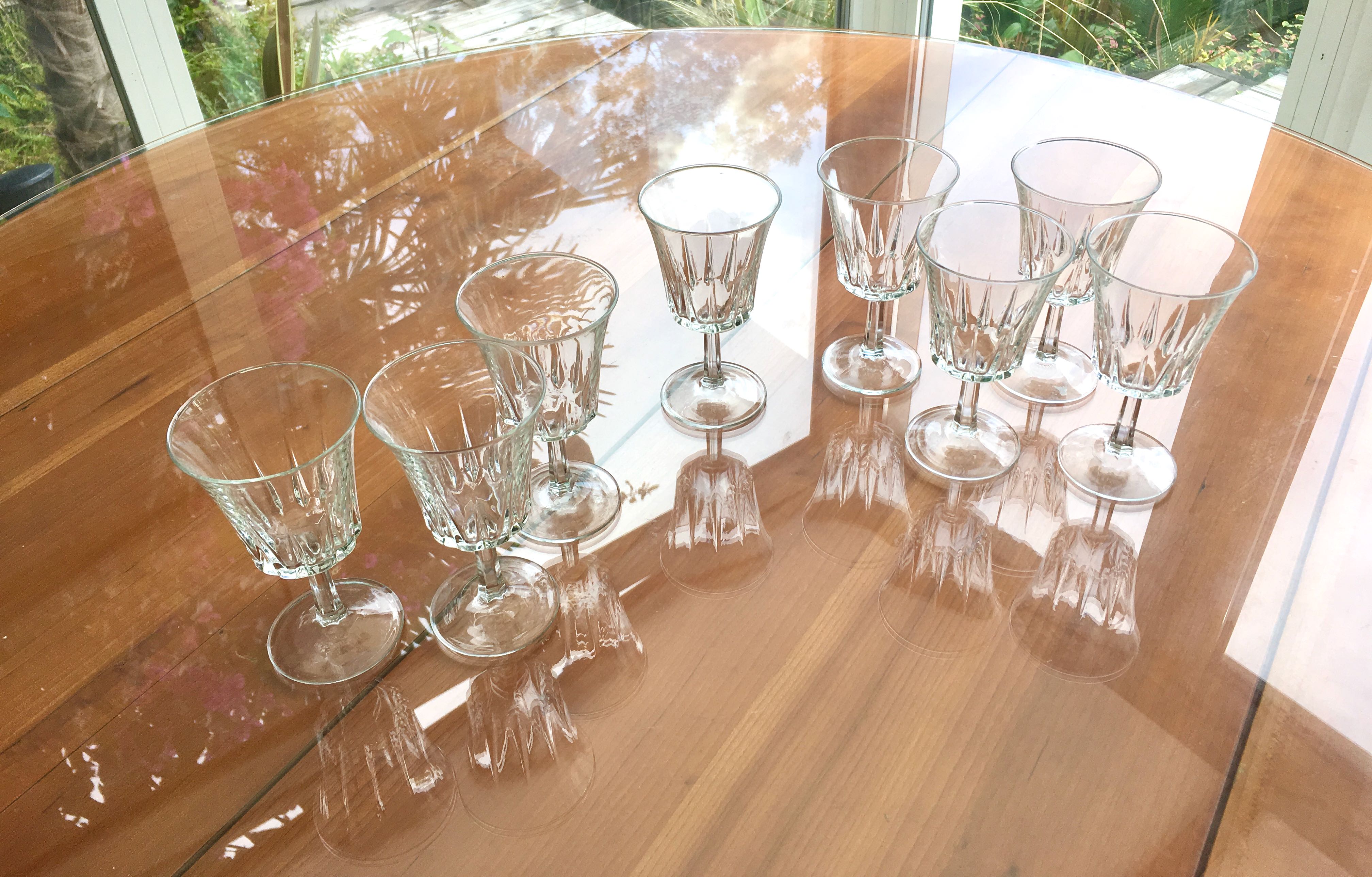 Set 11 vintage wine glasses