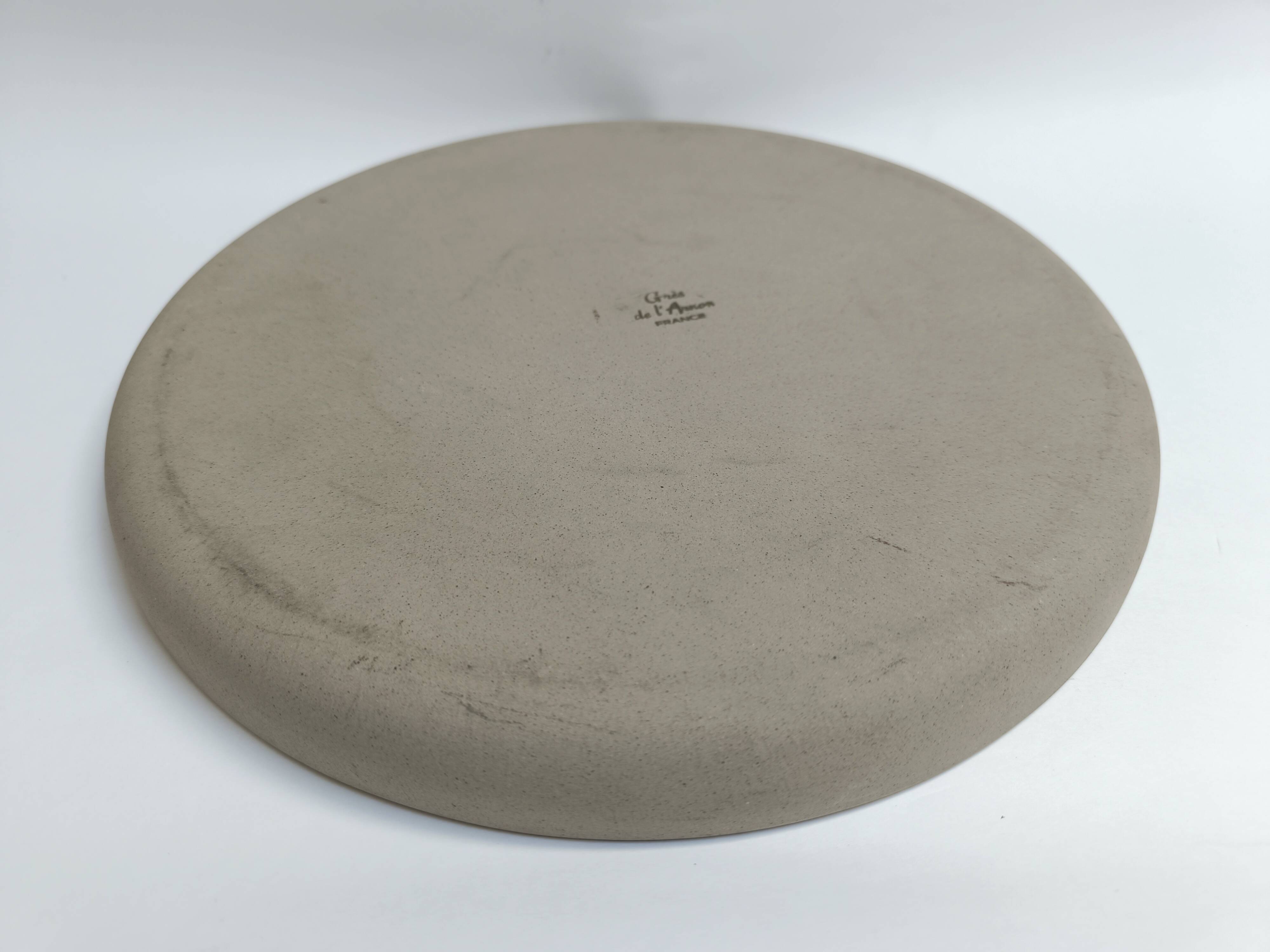 Arnon stoneware round serving dish