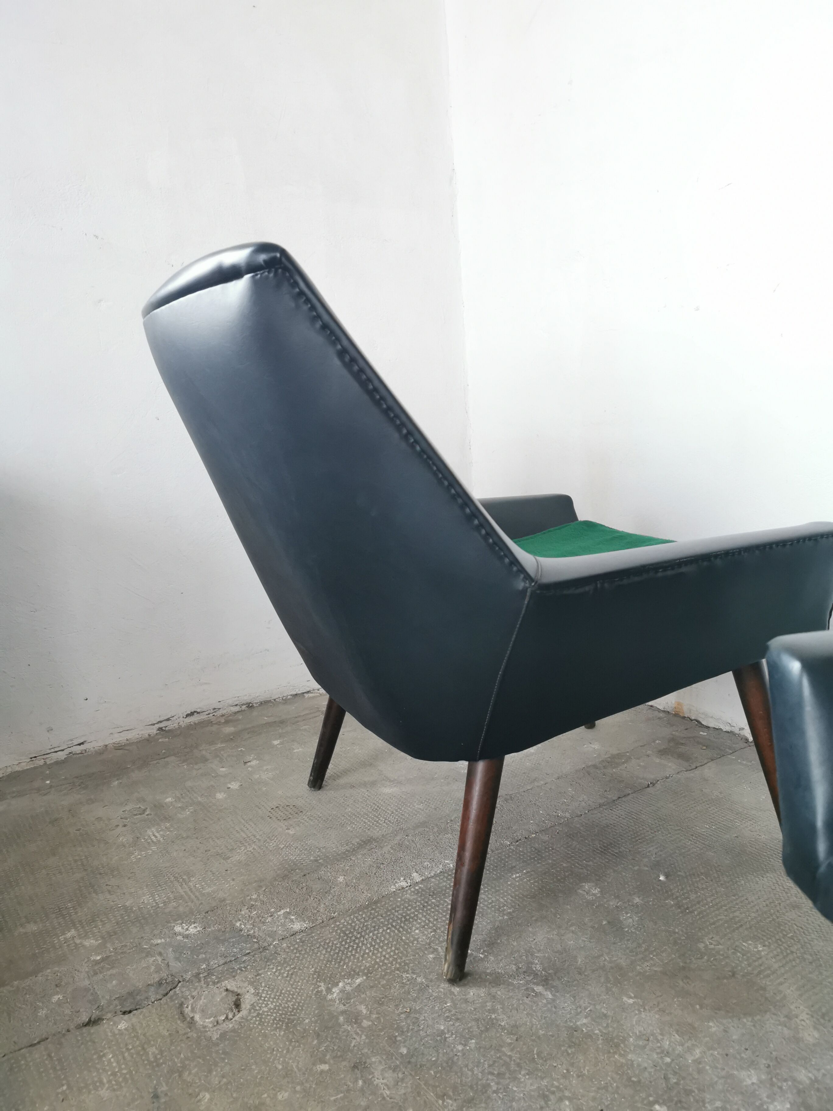 Pair of vintage armchairs 1960