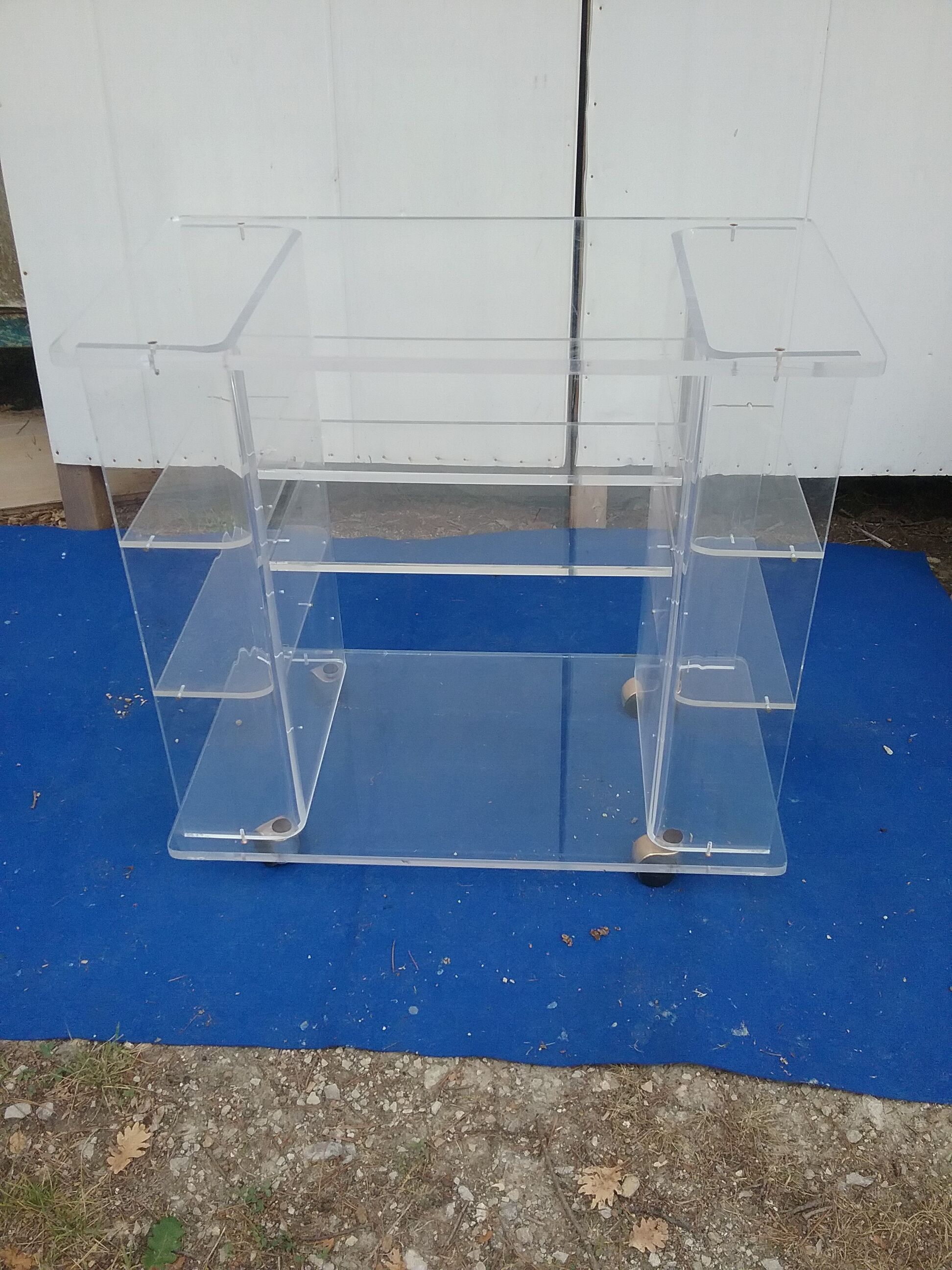 Vintage plexiglass server