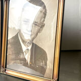 Pair identical vintage metal frames