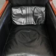 Fauteuil Art Déco en cuir de vache au design élégant