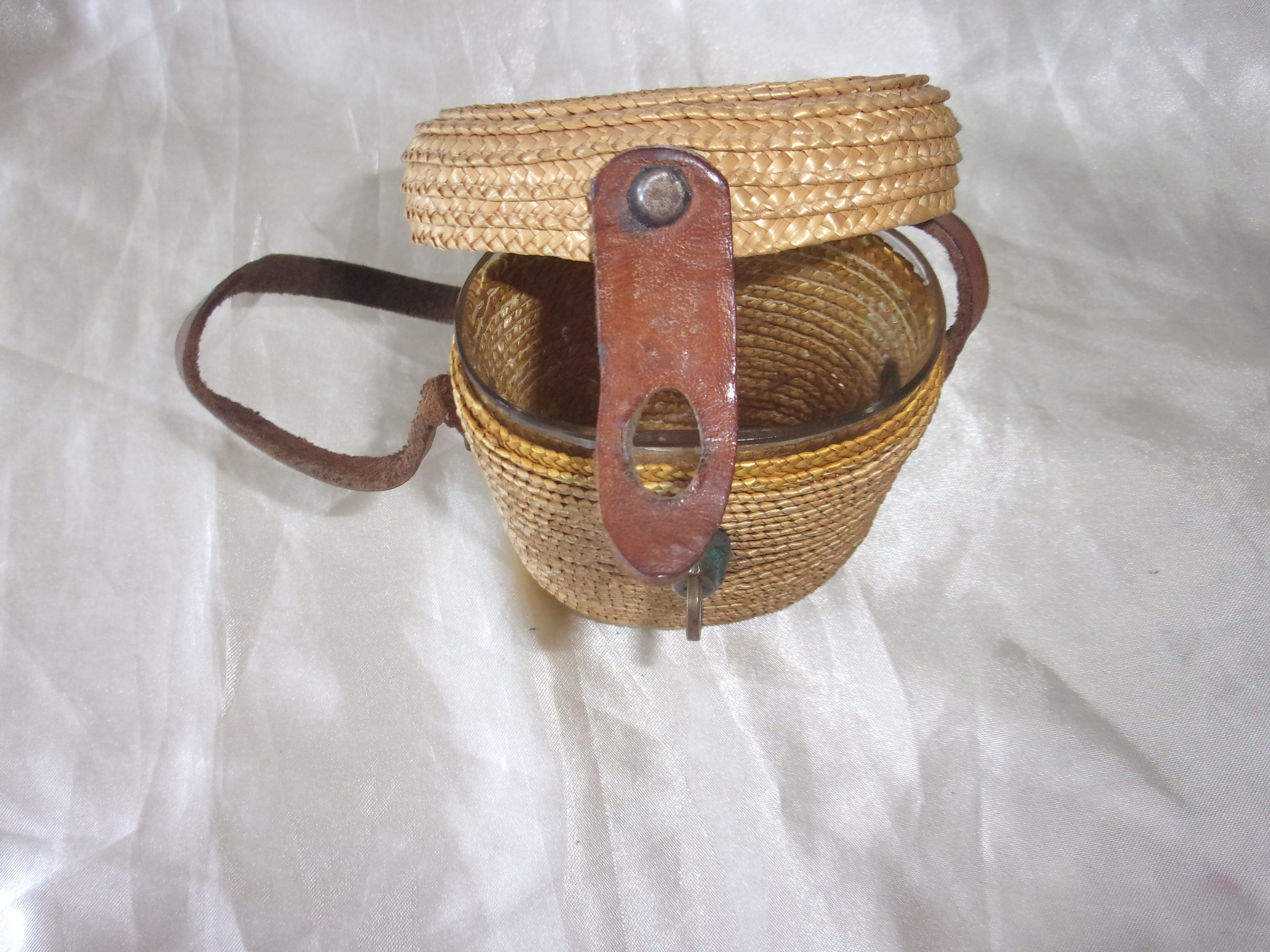 Cure glass and wicker basket