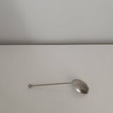 Silver metal ice cube scoop