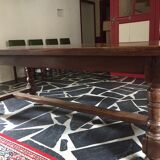 Farm table