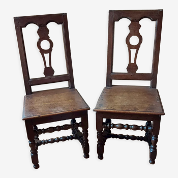 Paire de chaises Lorraines  XIX siècle en bois sculpté