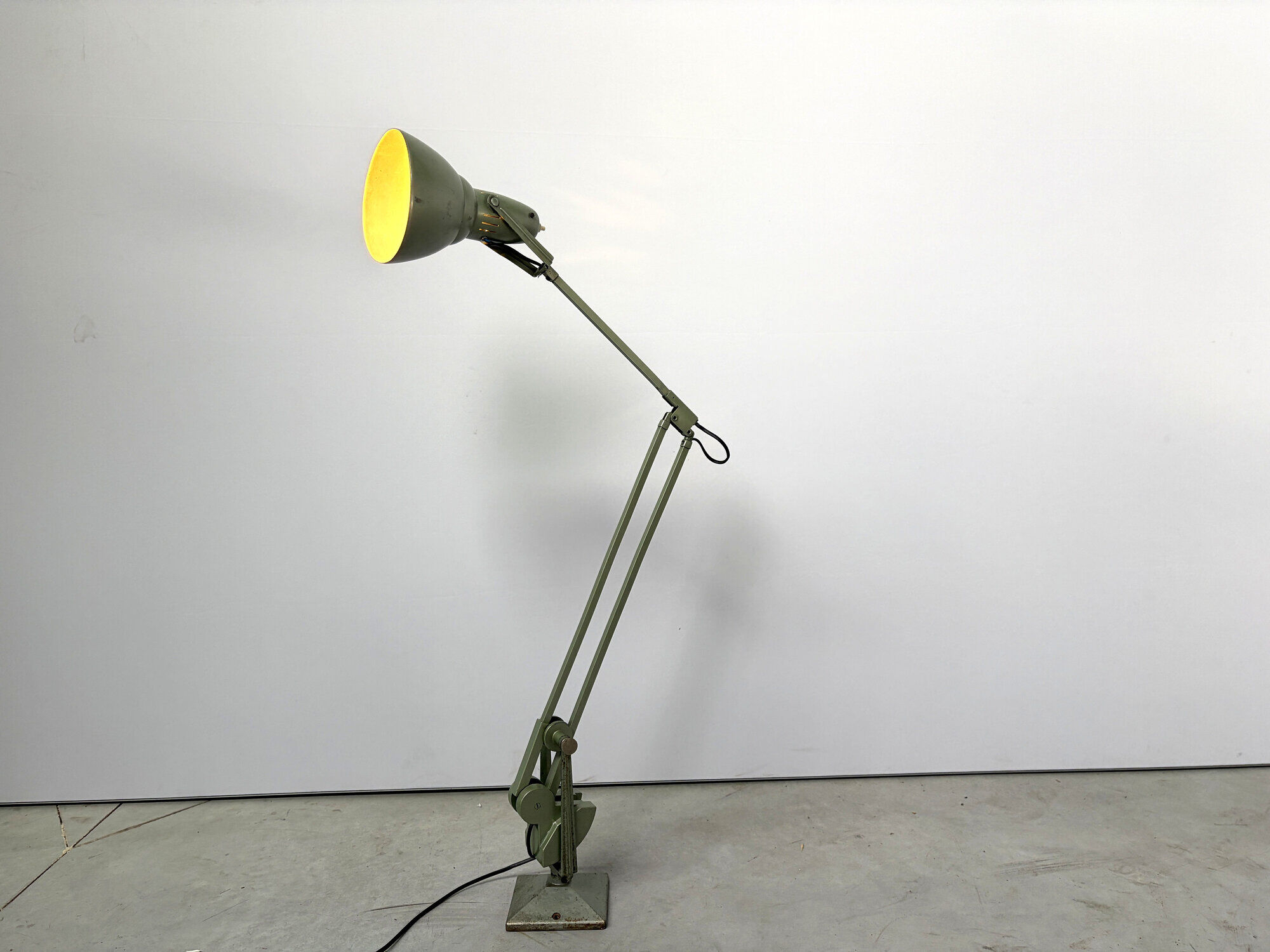 Articulated workshop light by Erpe, Belgium, 1950s