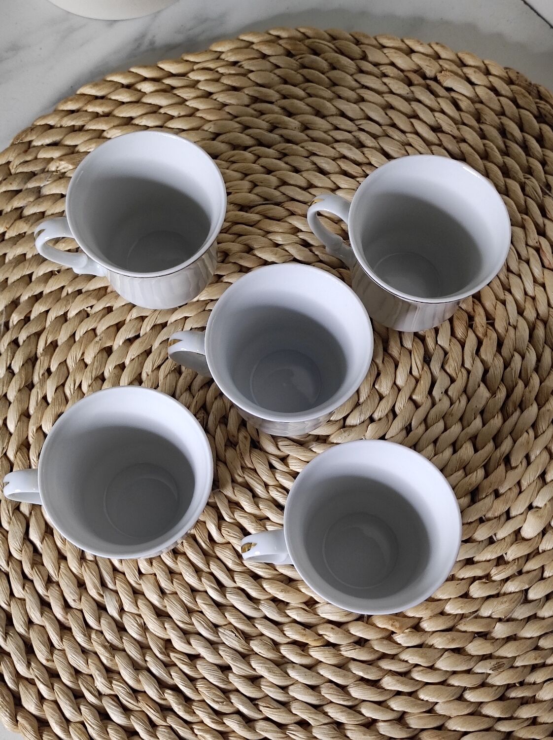 Irabia porcelain coffee cup