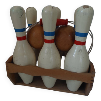 Old bowling pins