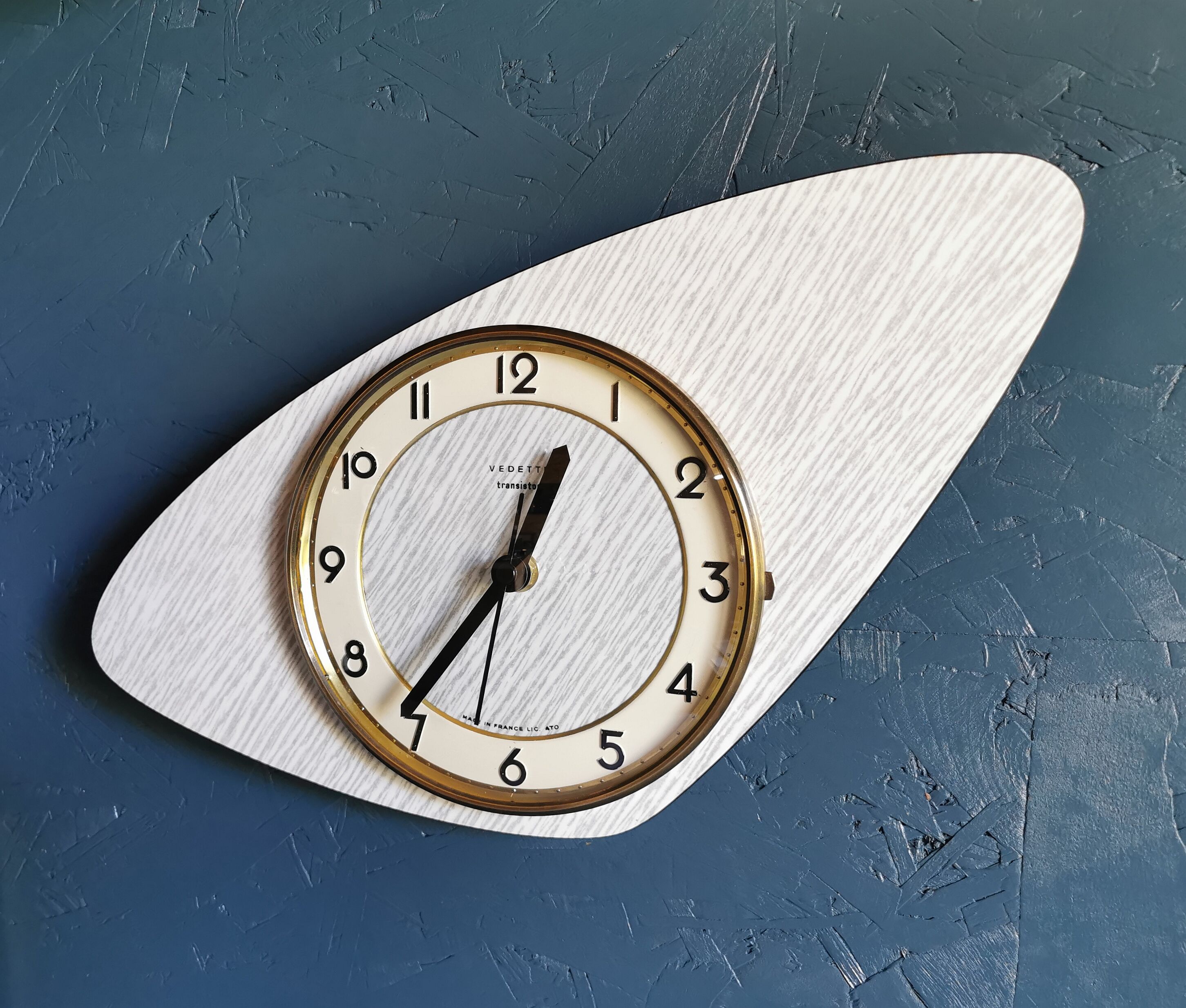 Vintage formica clock asymmetrical silent wall clock "Vedette transistor gray"
