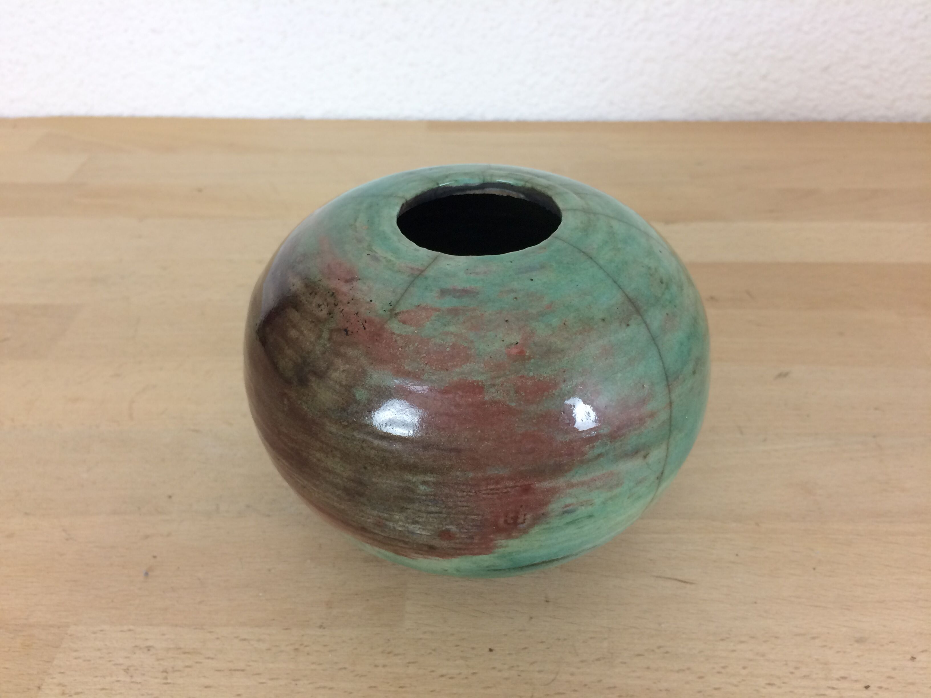 Vase raku ball pale green ceramic