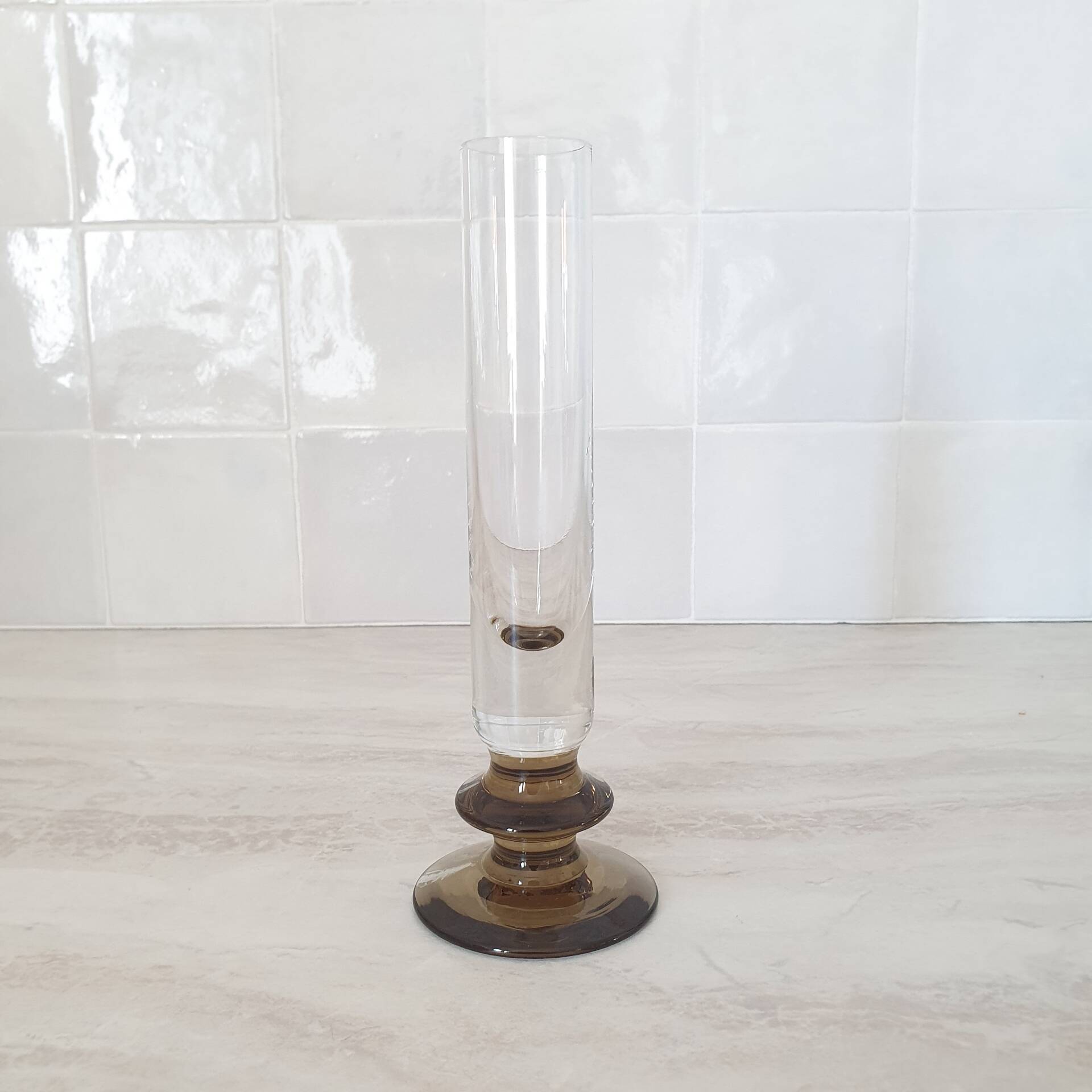 Soliflore en verre et pied marron fumé