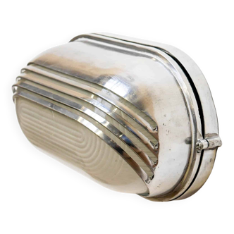Openwork wall light – large format