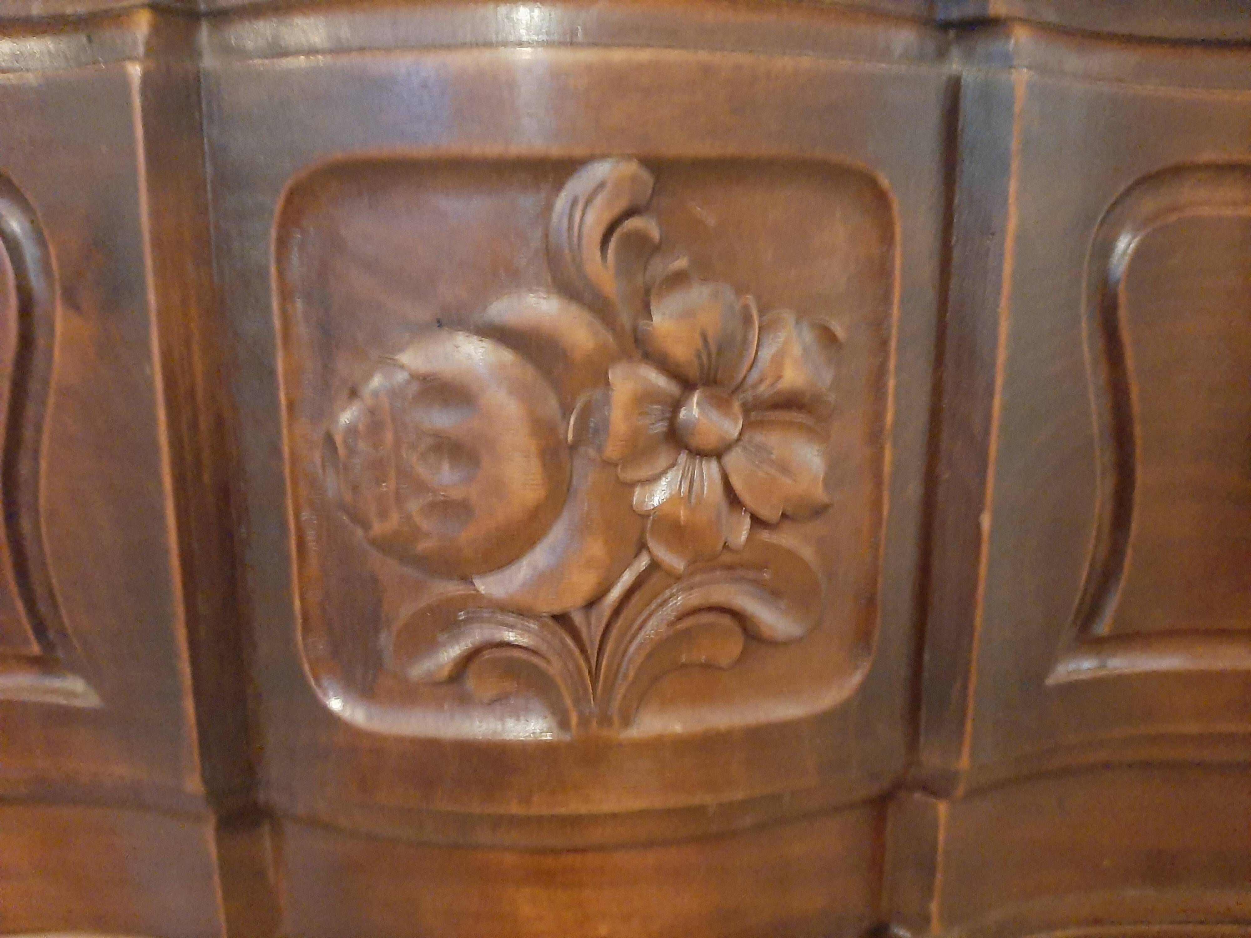 Louis XV style chest of drawers - 2 drawers - Curved feet - 1980s