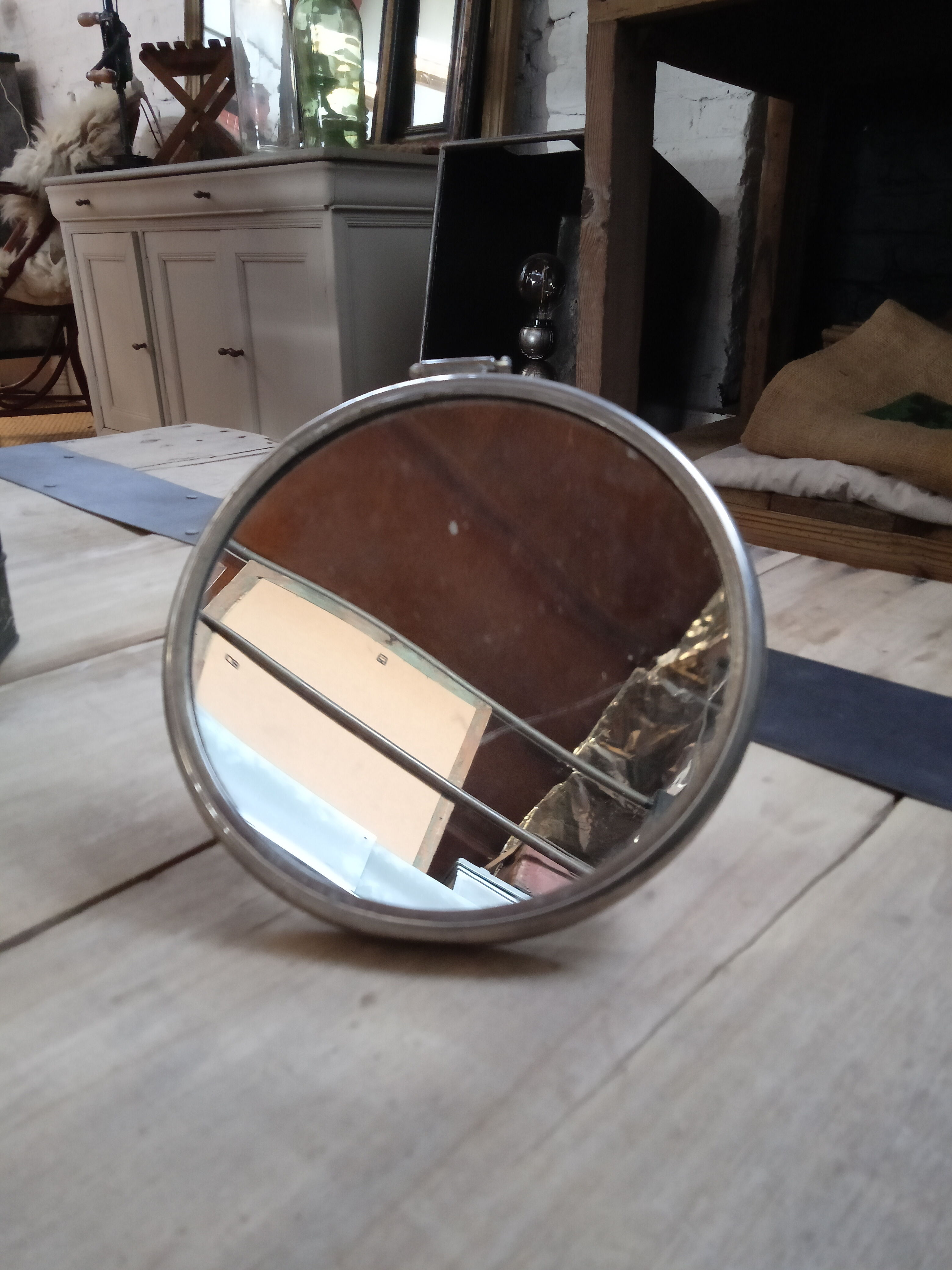 Barber mirror