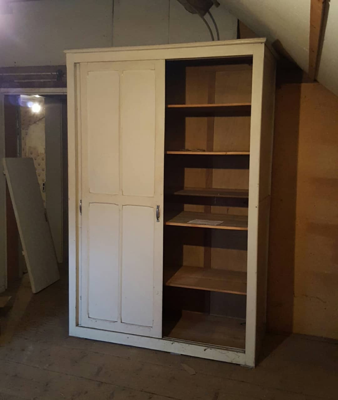 Large Parisian wardrobe with sliding doors