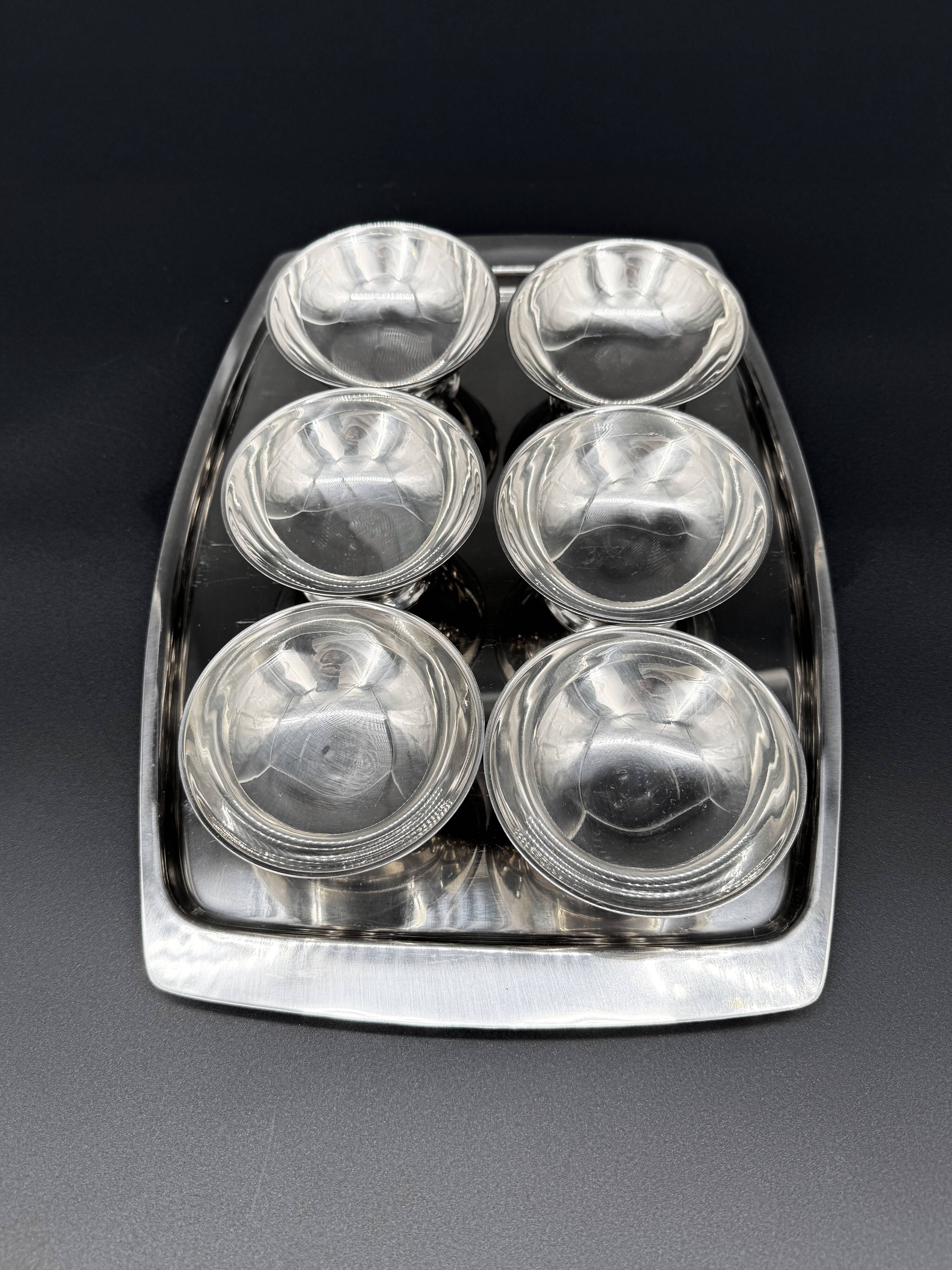 Set of 6 bowls on a tray, mid-century 1960s design