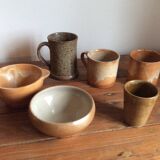 Set of stoneware cups