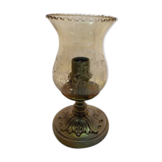 Lampe de chevet base fonte laitonnée globe verre ciselé ancien