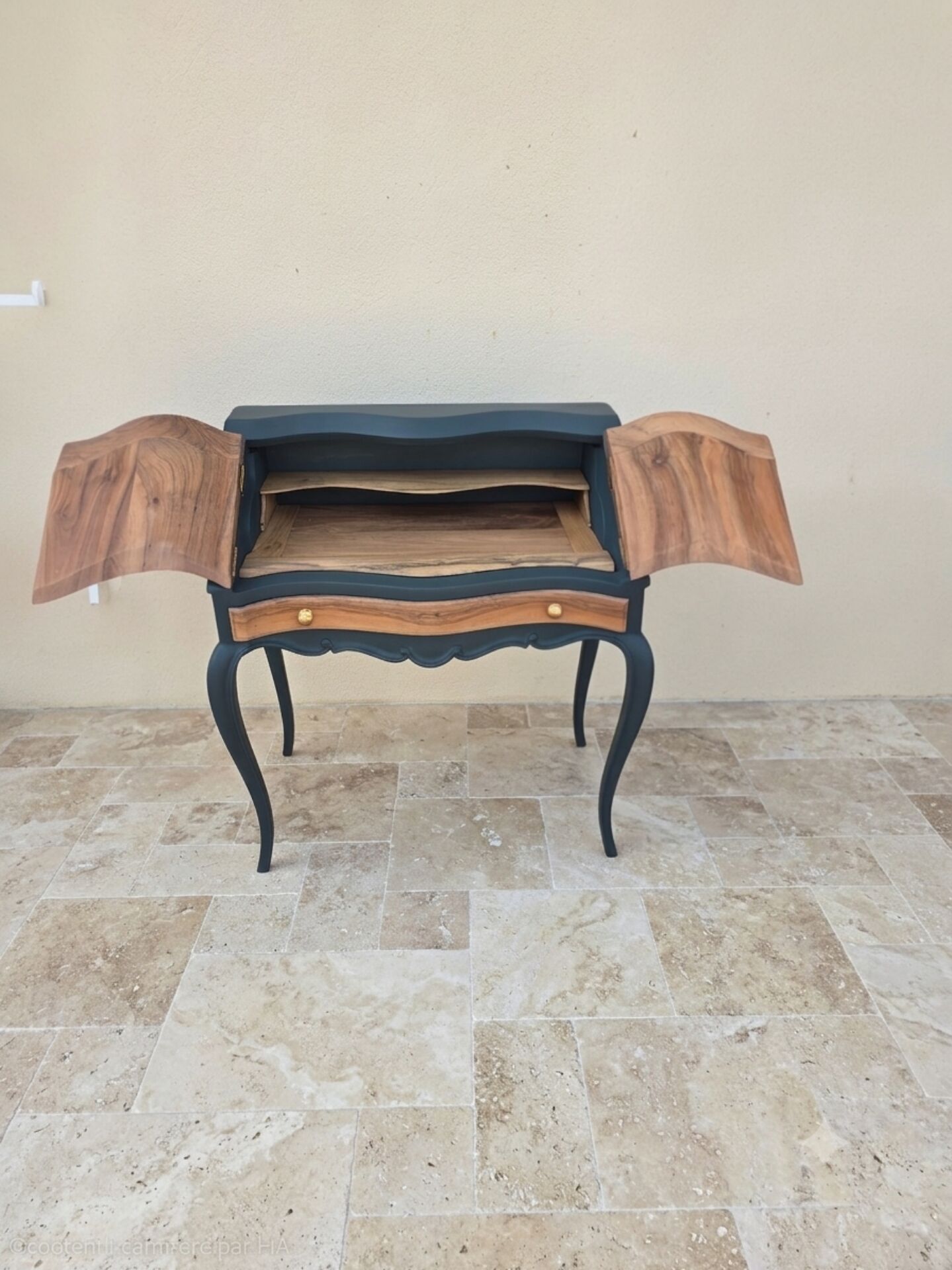 Secrétaire style Louis XV vert fumé