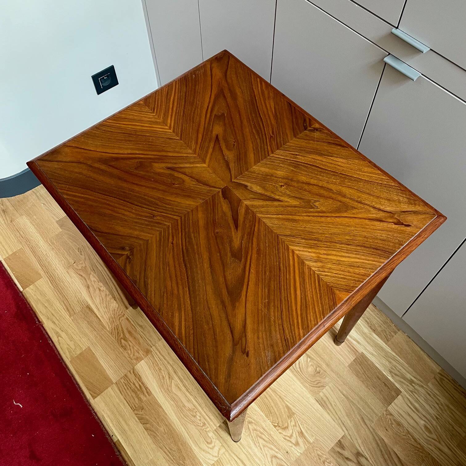 Small living room side table in solid cherry and veneer, Louis XVI style