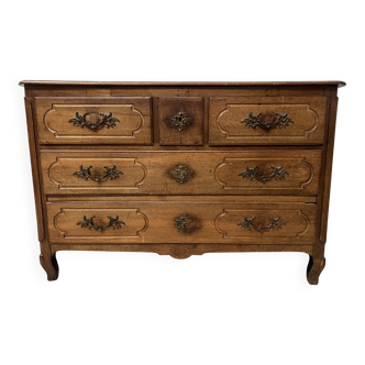 Louis XV chest of drawers in solid oak from the 18th century